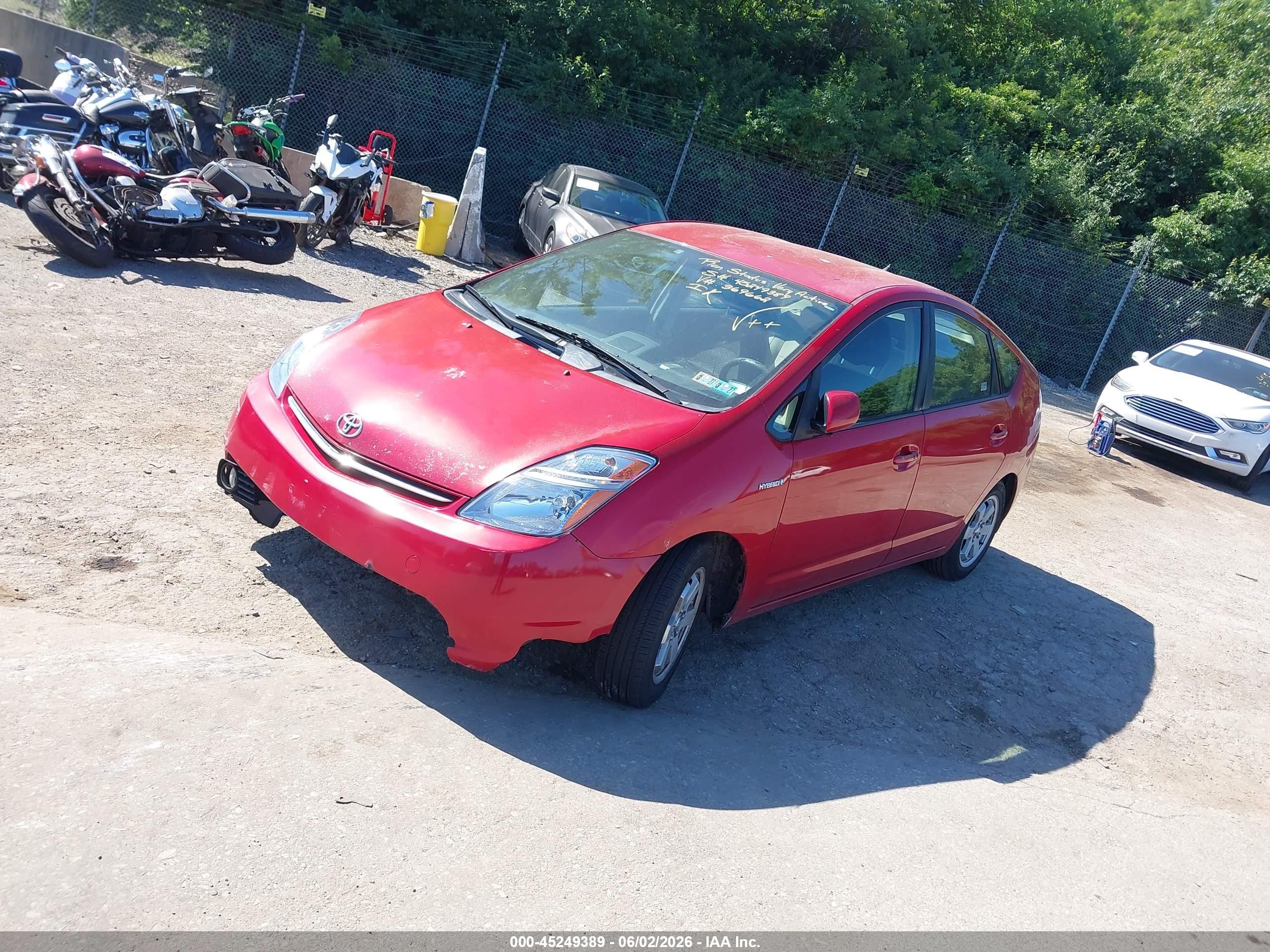2008 Toyota Prius   Red vin: JTDKB20U983369662