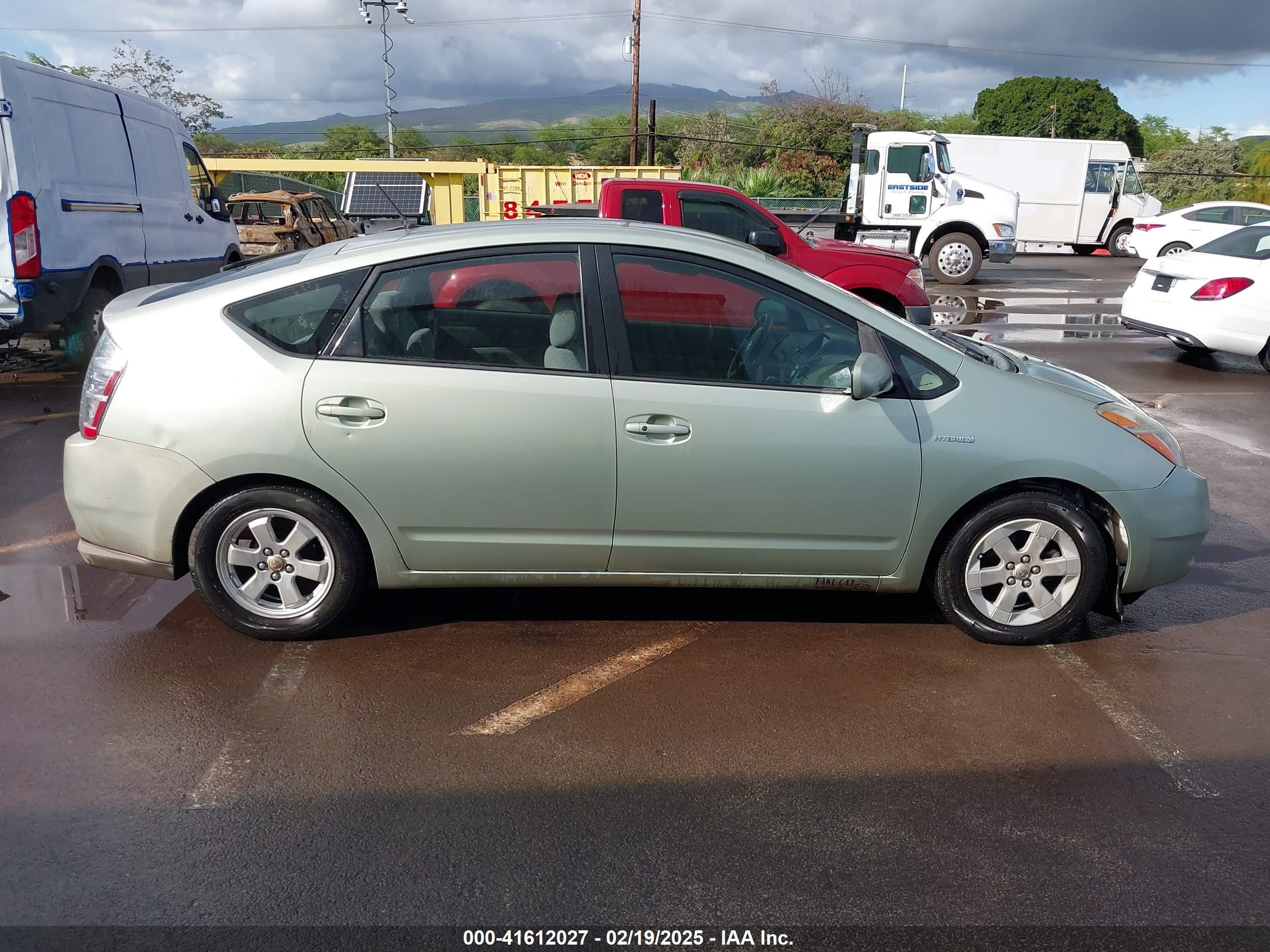 2008 Toyota Prius Standard/touring Green vin: JTDKB20U983383481