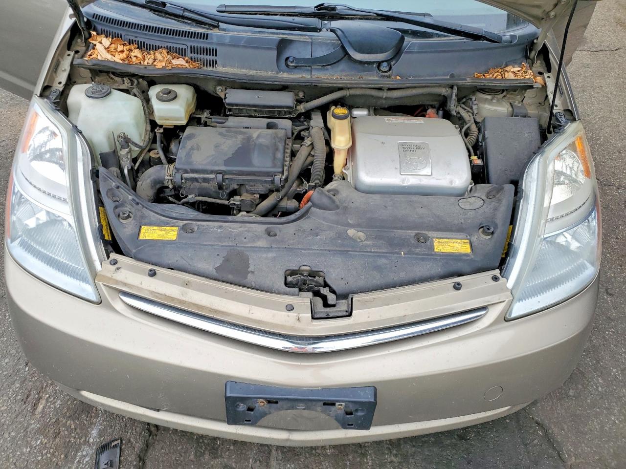 2008 Toyota Prius Touring Gold vin: JTDKB20U983385196