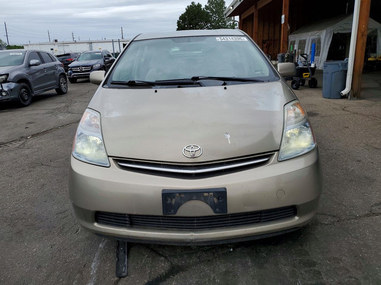 2008 Toyota Prius Touring Gold vin: JTDKB20U983385196