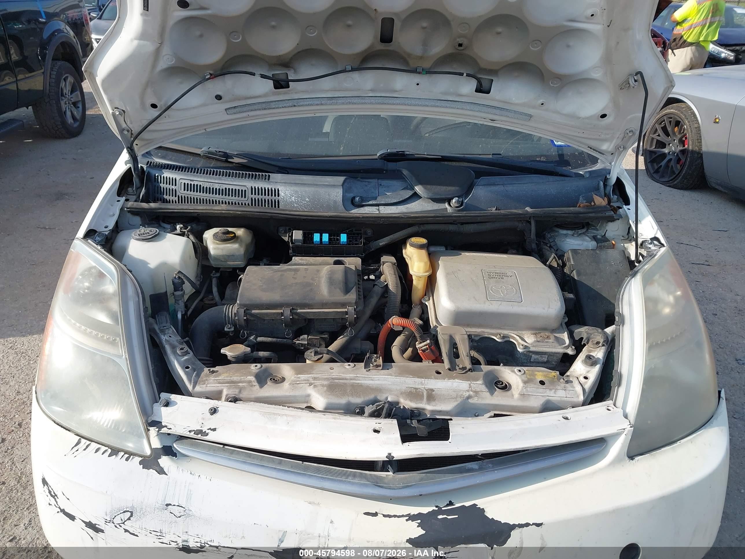 2008 Toyota Prius   White vin: JTDKB20U983412378