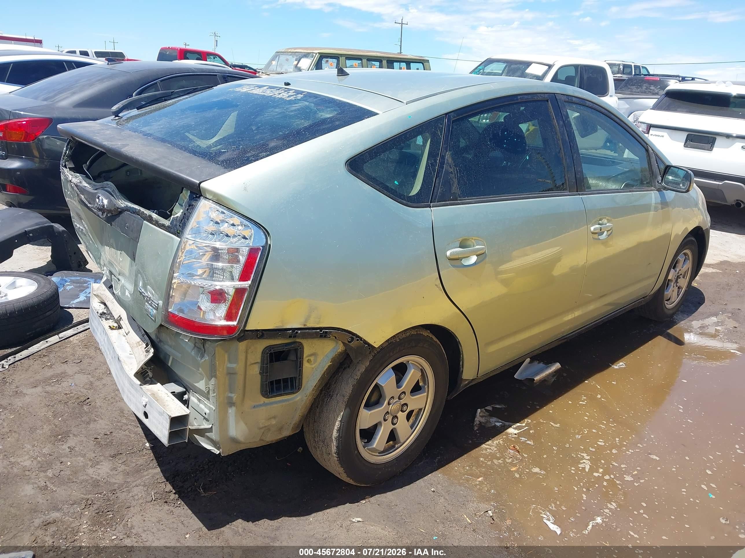 2008 Toyota Prius   Зеленый vin: JTDKB20U983413398