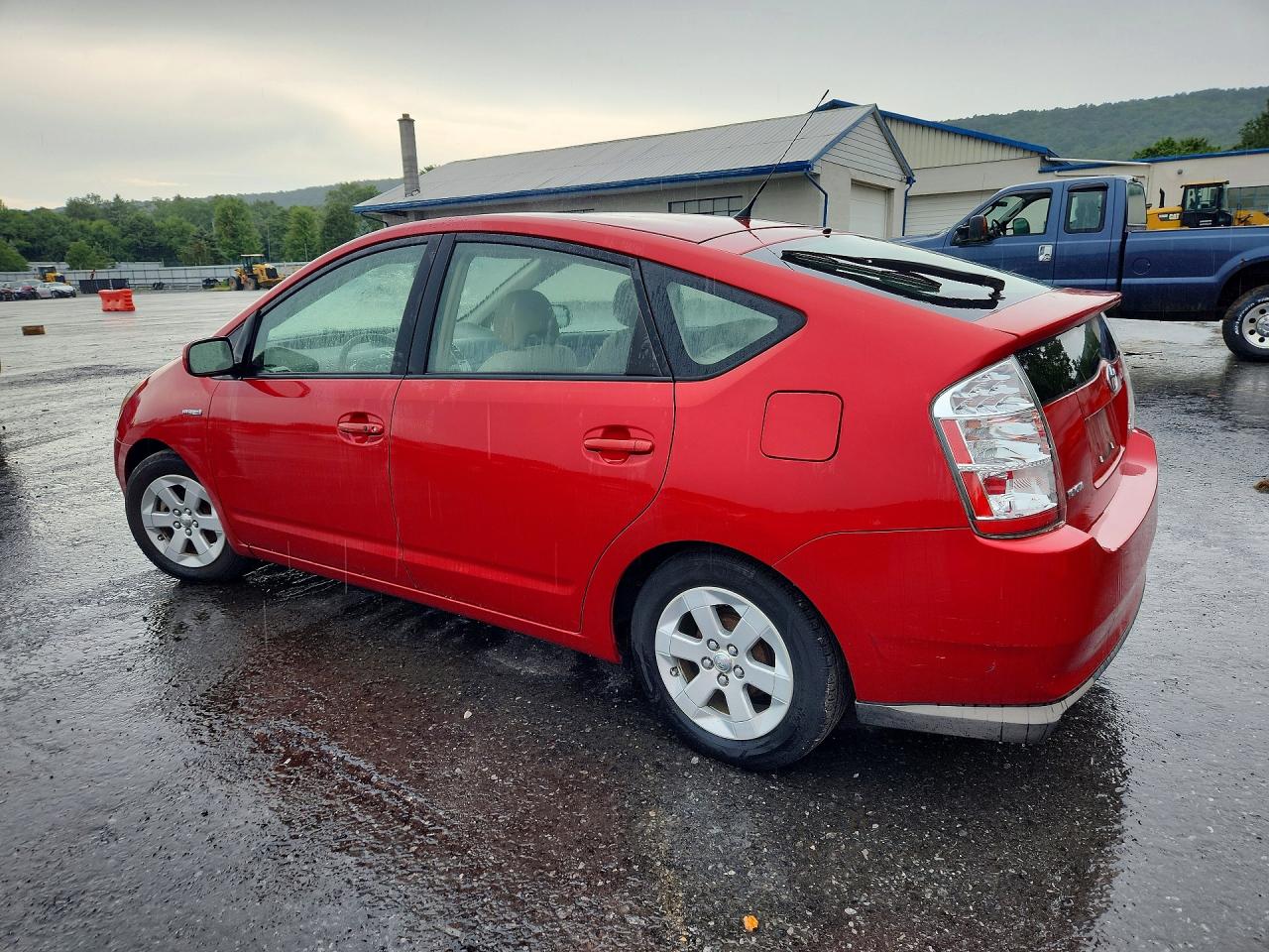 2008 Toyota Prius Base Красный vin: JTDKB20U983430668