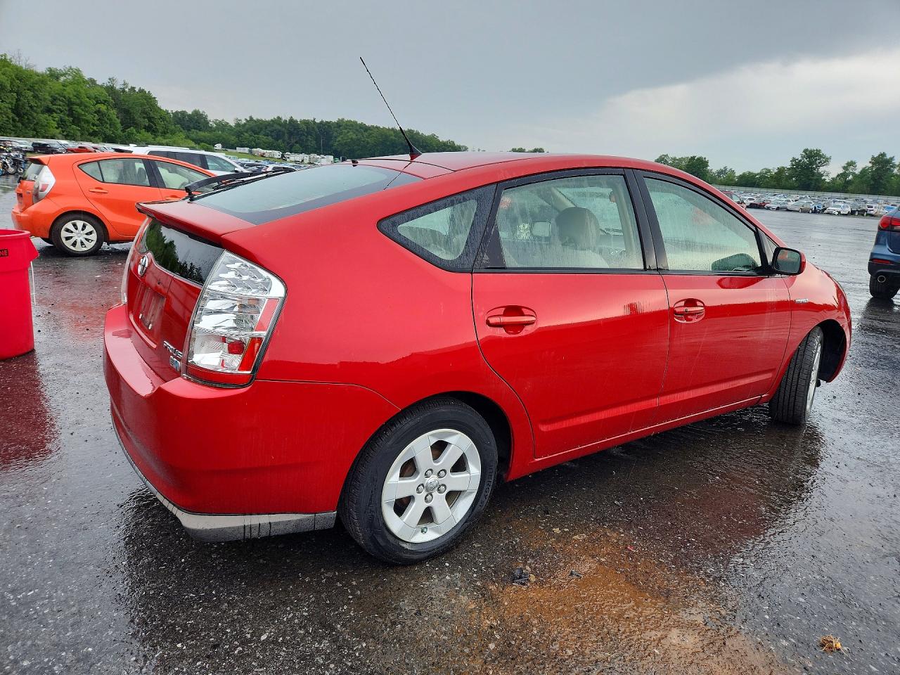 2008 Toyota Prius Base Красный vin: JTDKB20U983430668