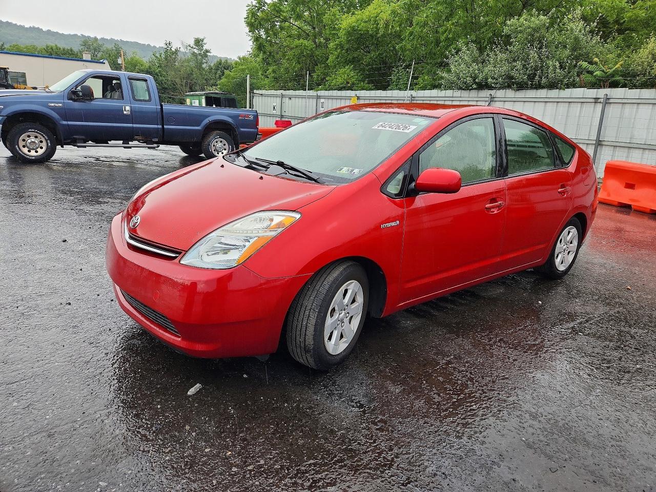 2008 Toyota Prius Base Red vin: JTDKB20U983430668