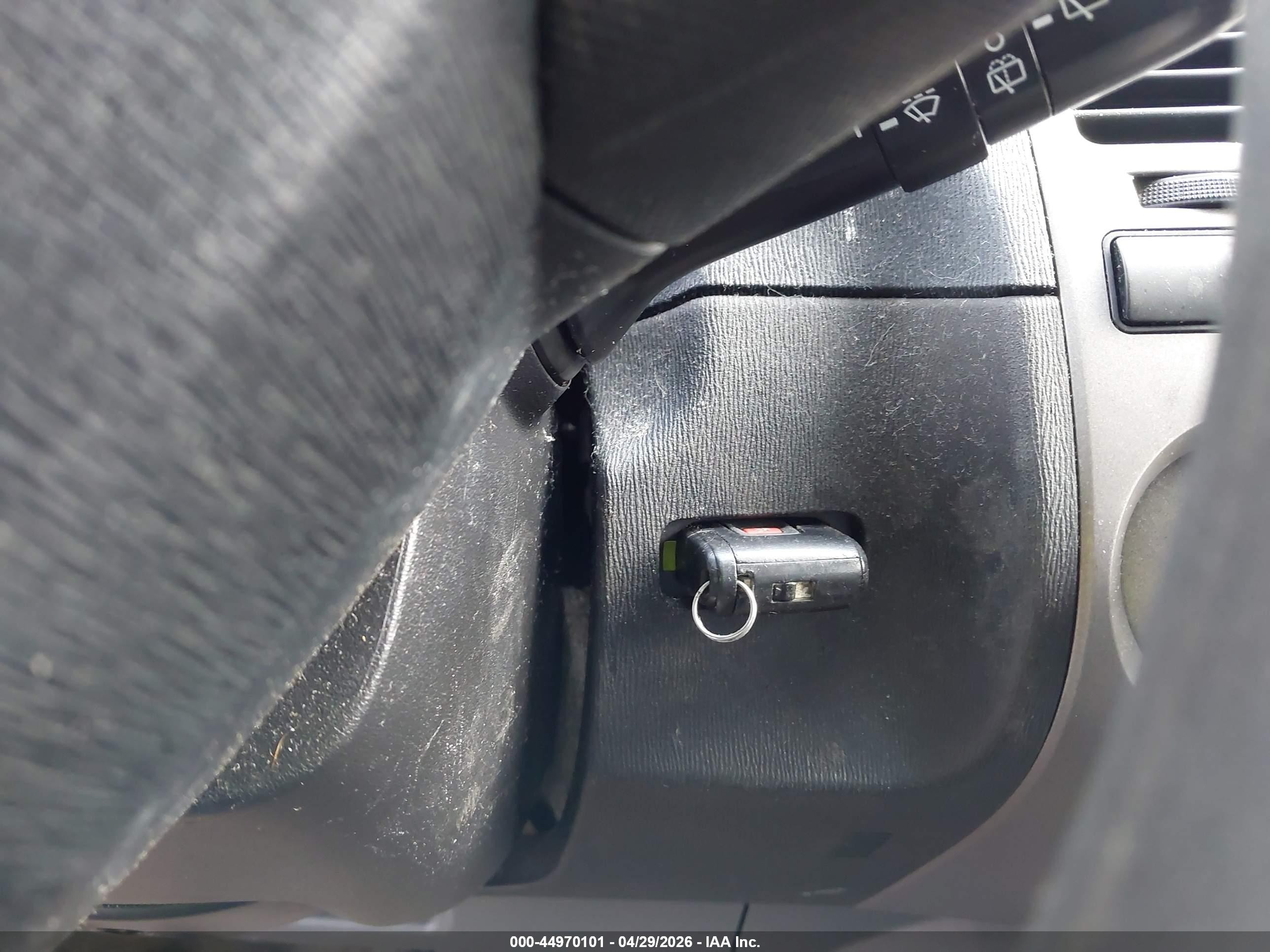 2008 Toyota Prius   Silver vin: JTDKB20U983436017