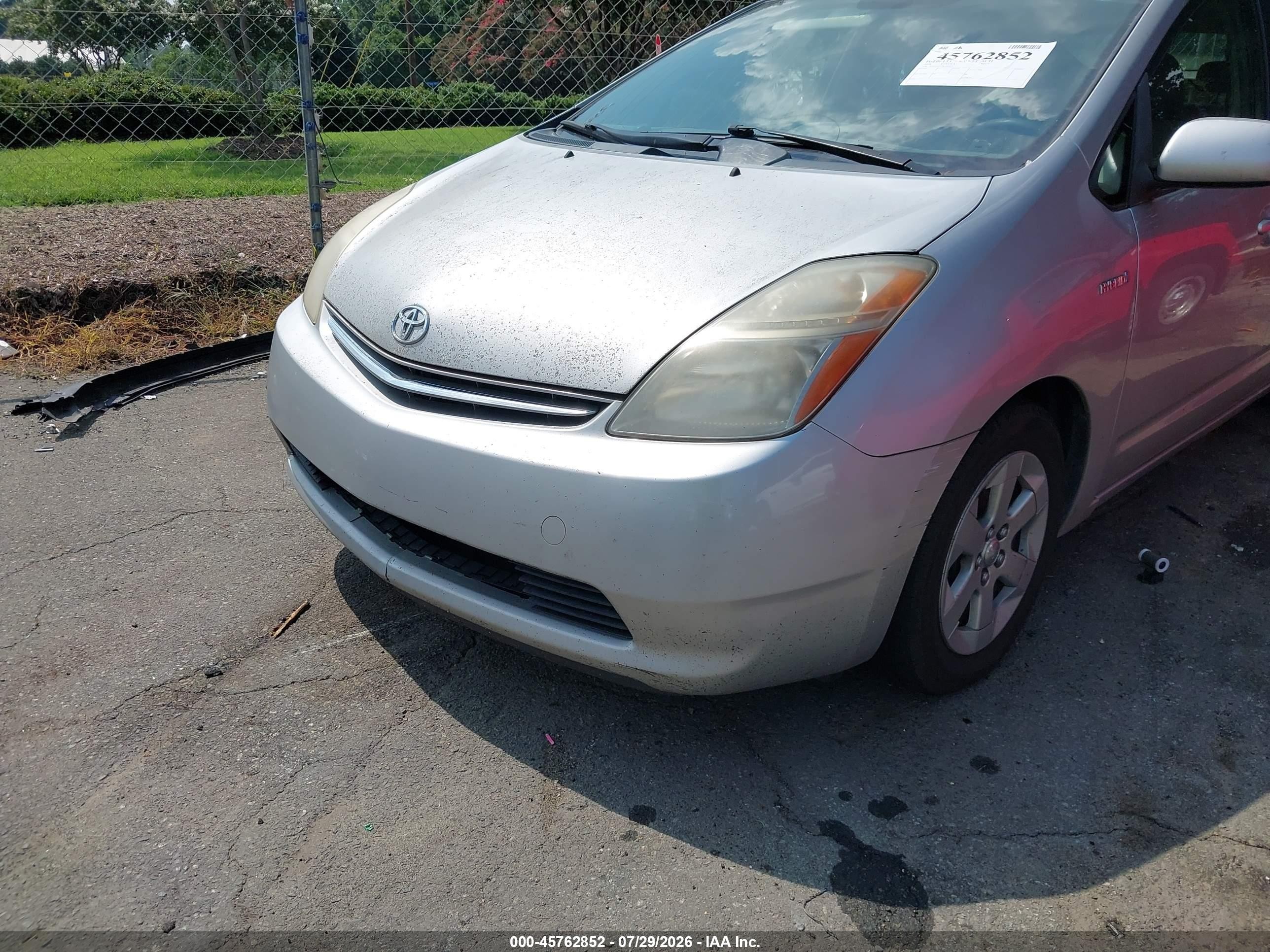 2008 Toyota Prius   Silver vin: JTDKB20U983443016