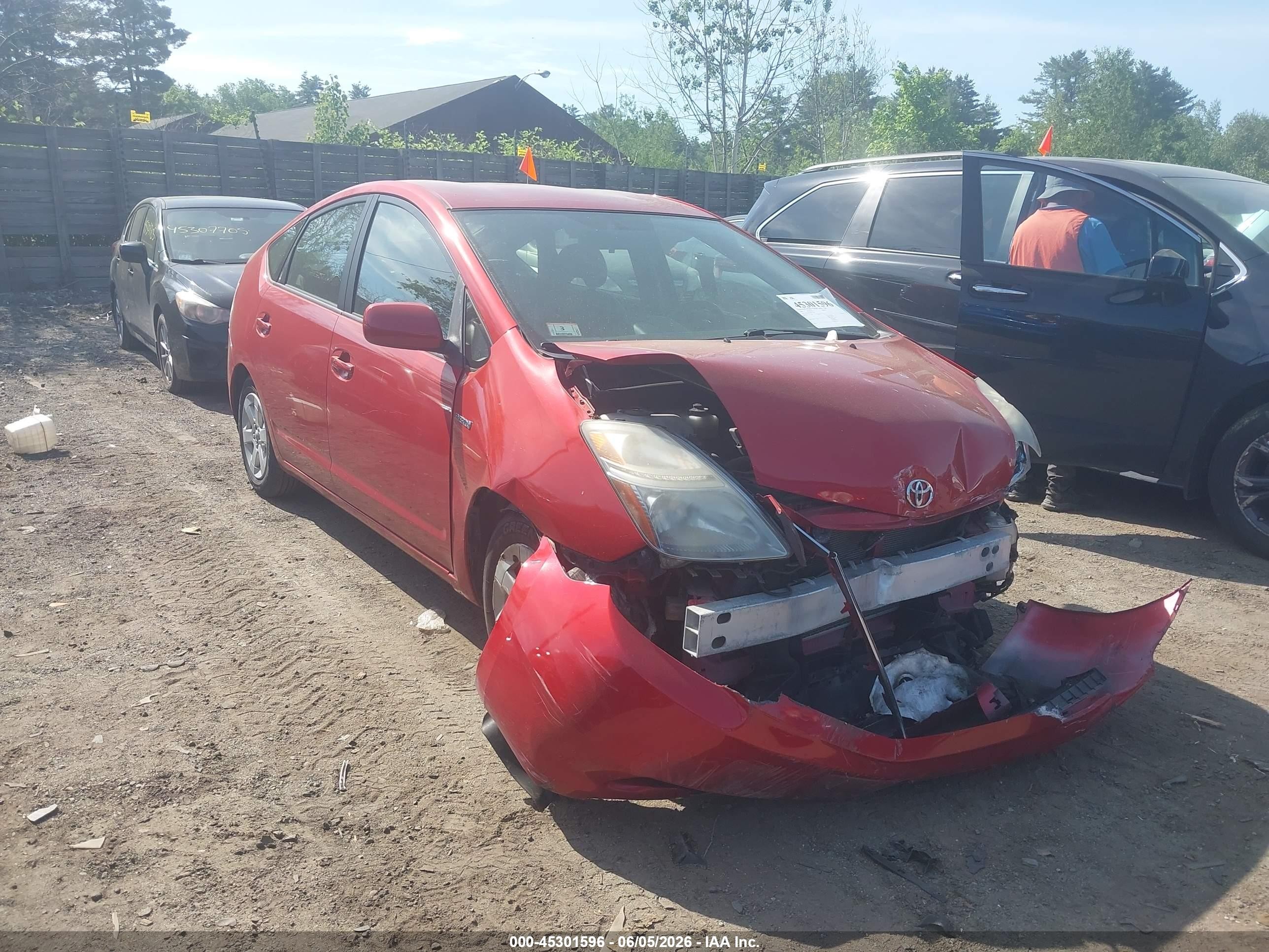 2008 Toyota Prius   Red vin: JTDKB20U987723754