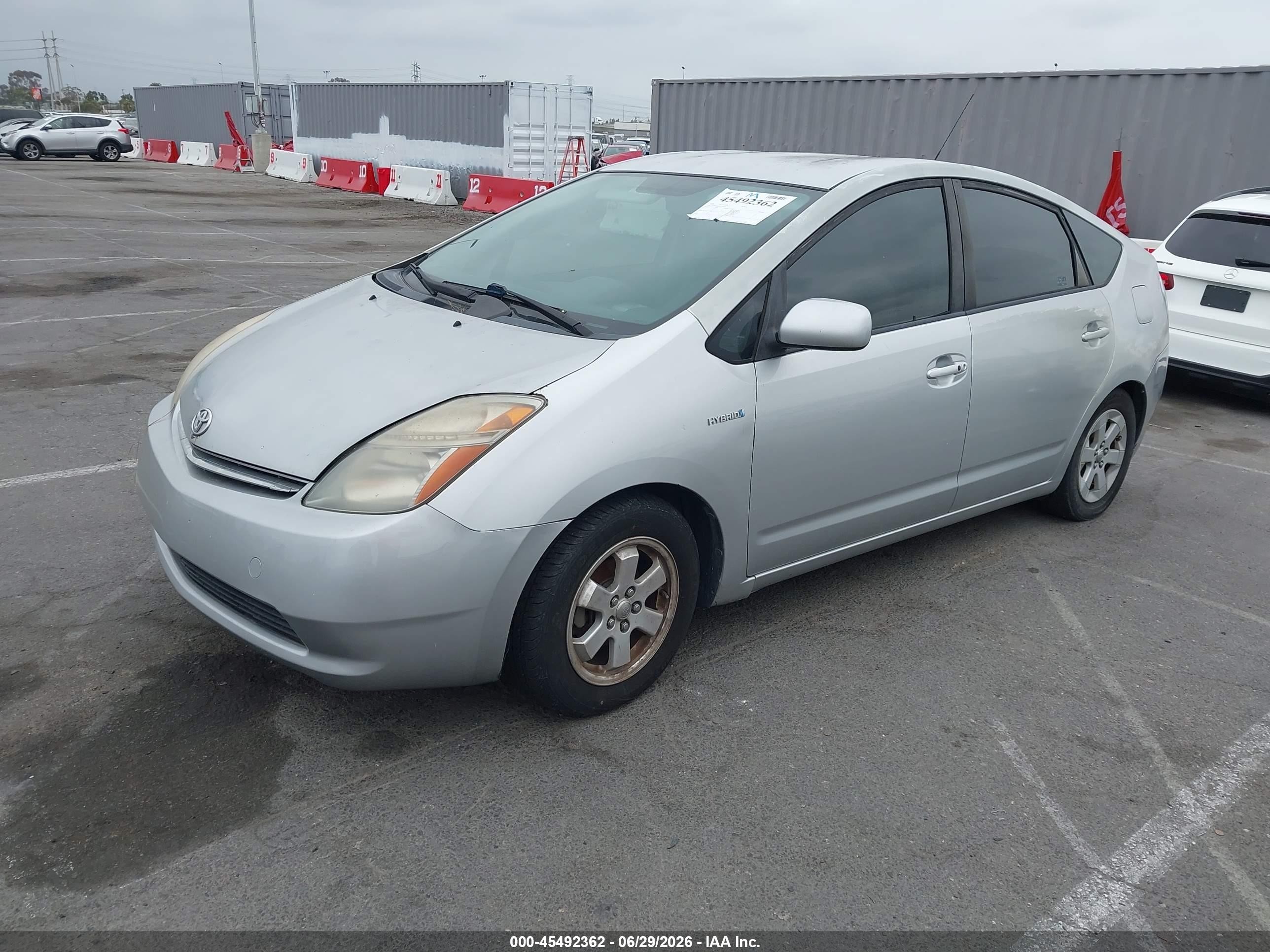 2008 Toyota Prius Серебряный vin: JTDKB20U987724483