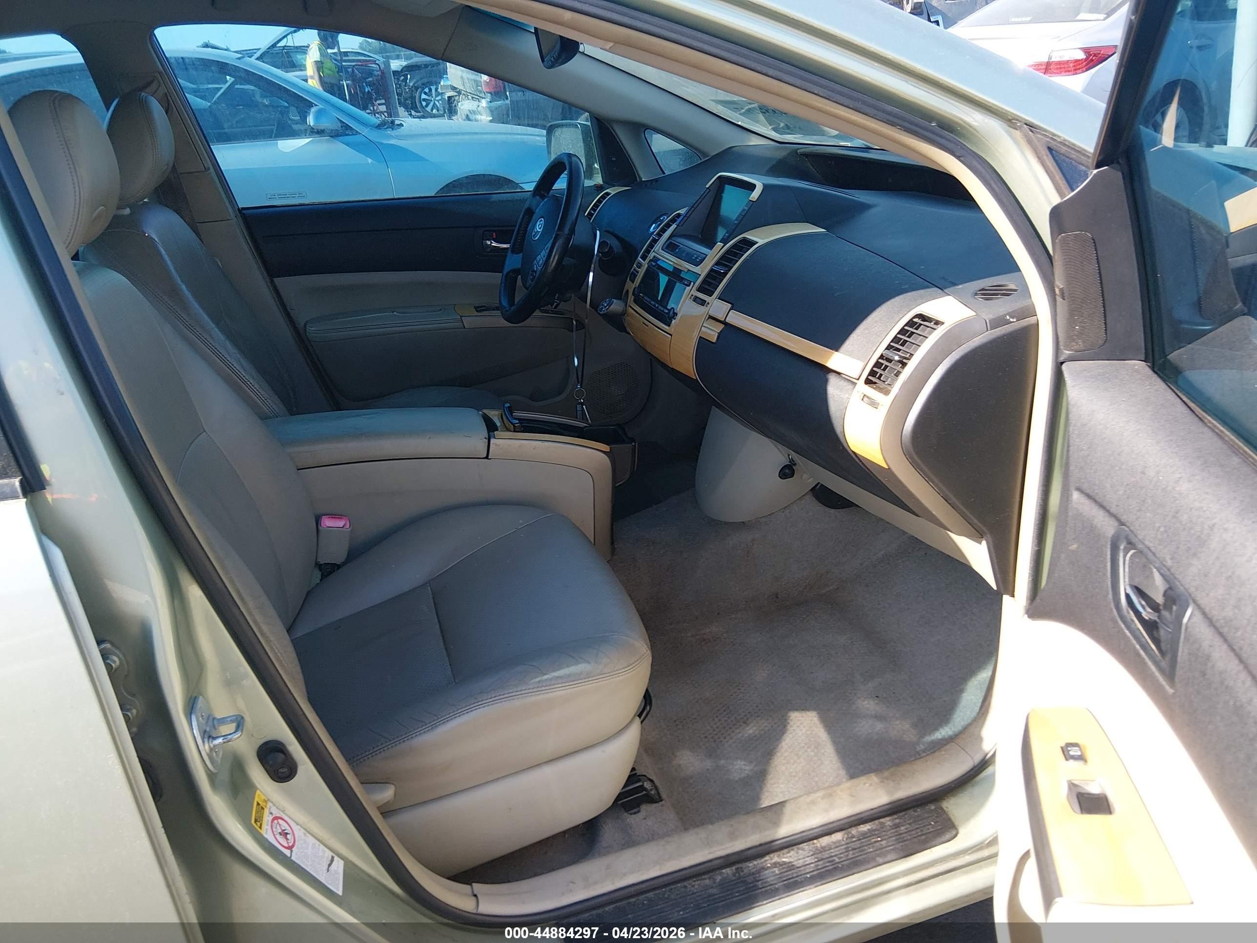 2008 Toyota Prius   Green vin: JTDKB20U987732891