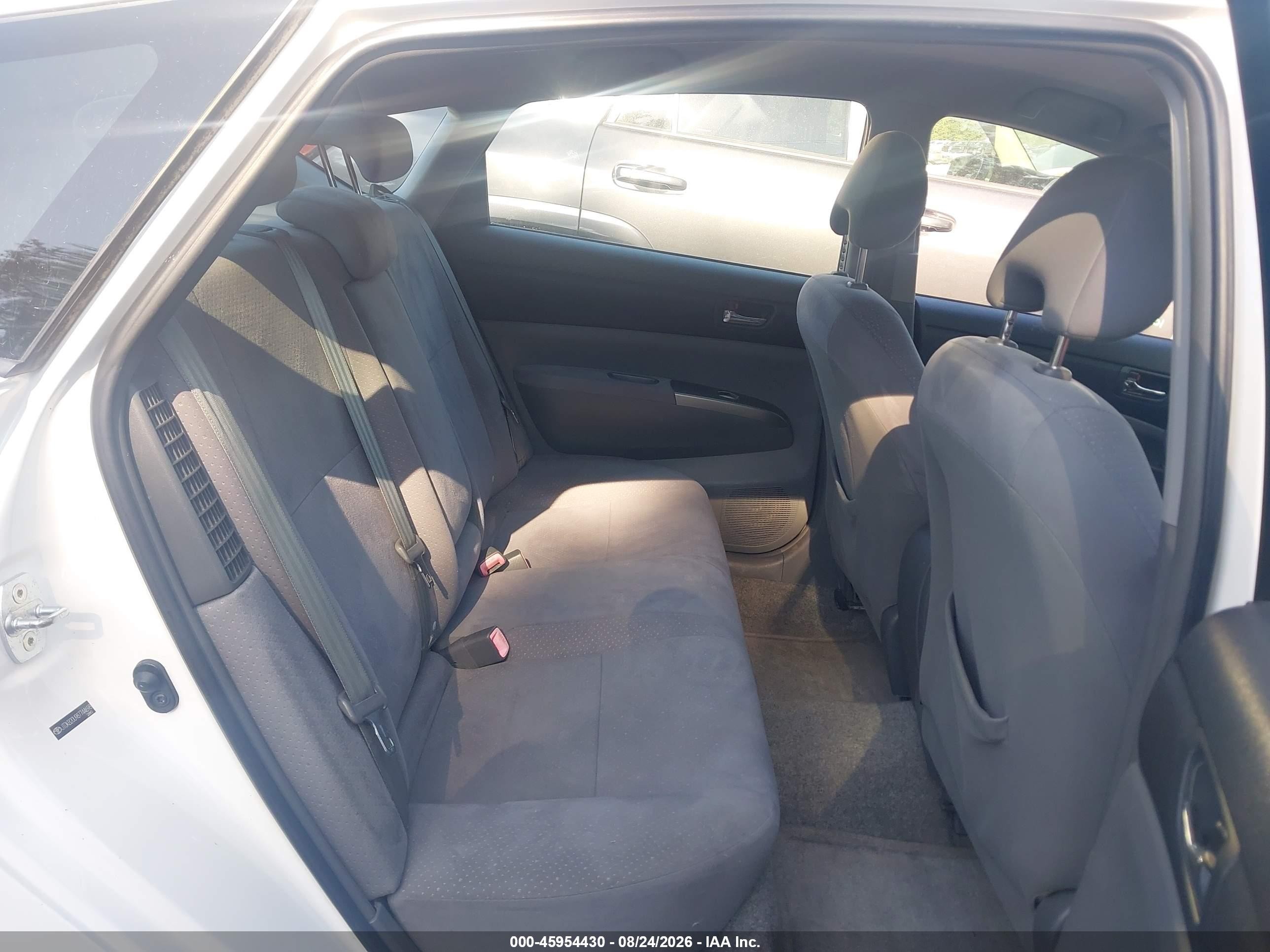 2008 Toyota Prius   White vin: JTDKB20U987744698