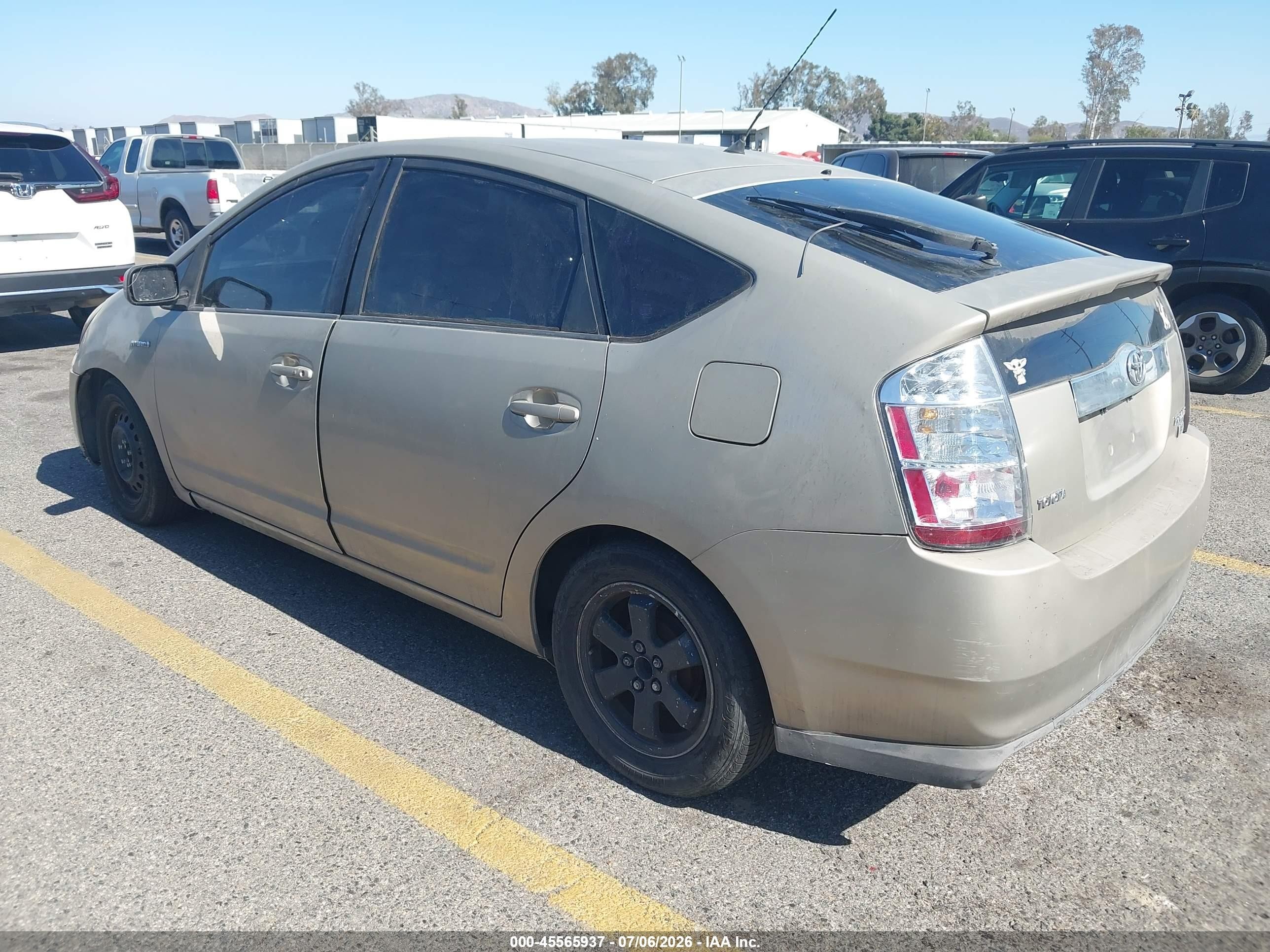 2008 Toyota Prius   Beige vin: JTDKB20U987790158