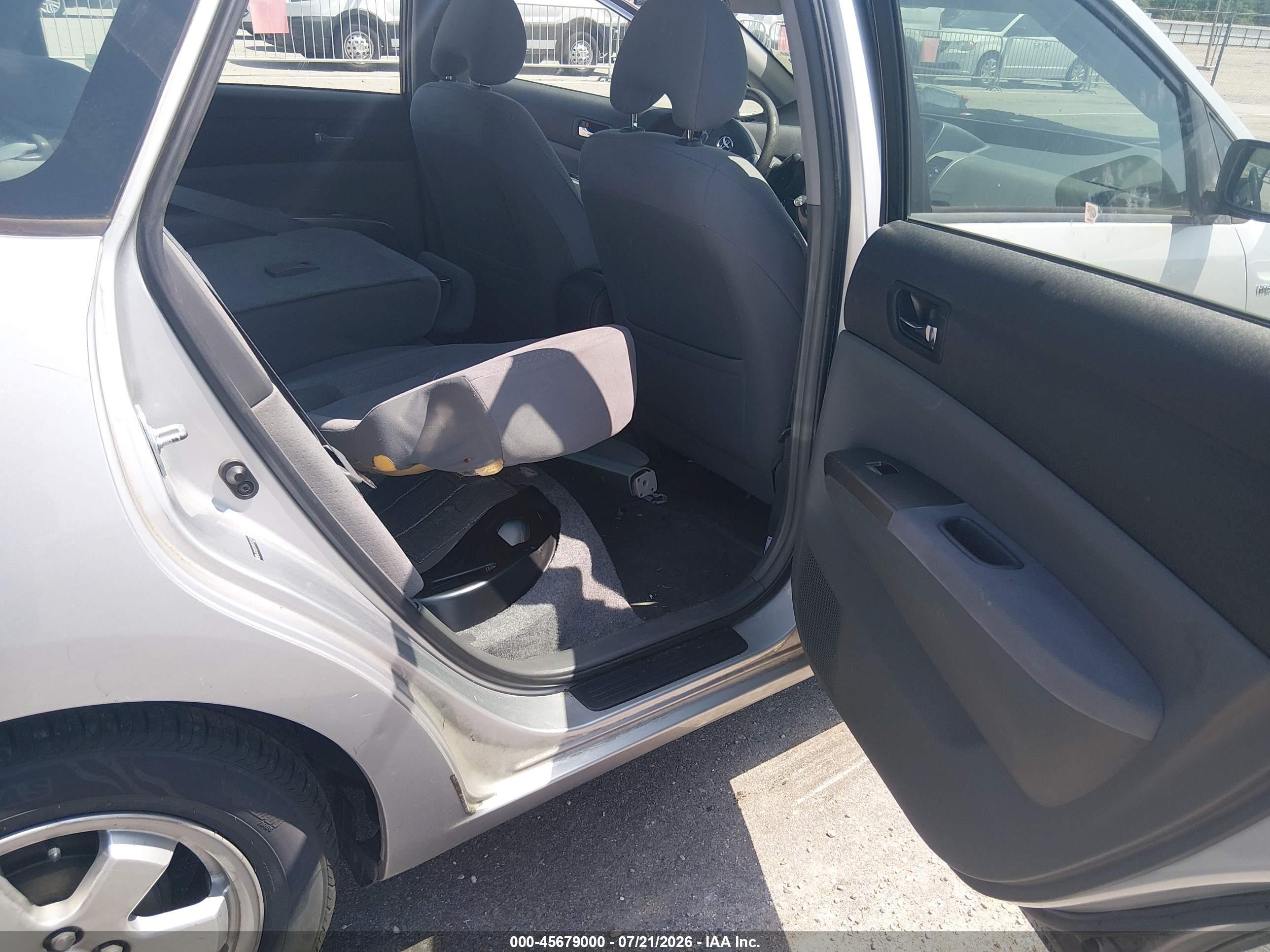2008 Toyota Prius   Silver vin: JTDKB20U987812630