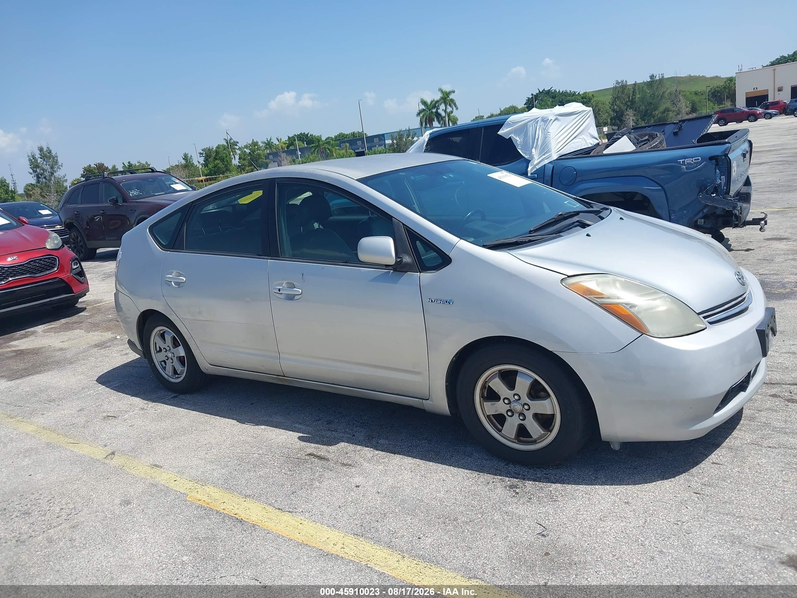 2009 Toyota Prius   Серебряный vin: JTDKB20U993502163