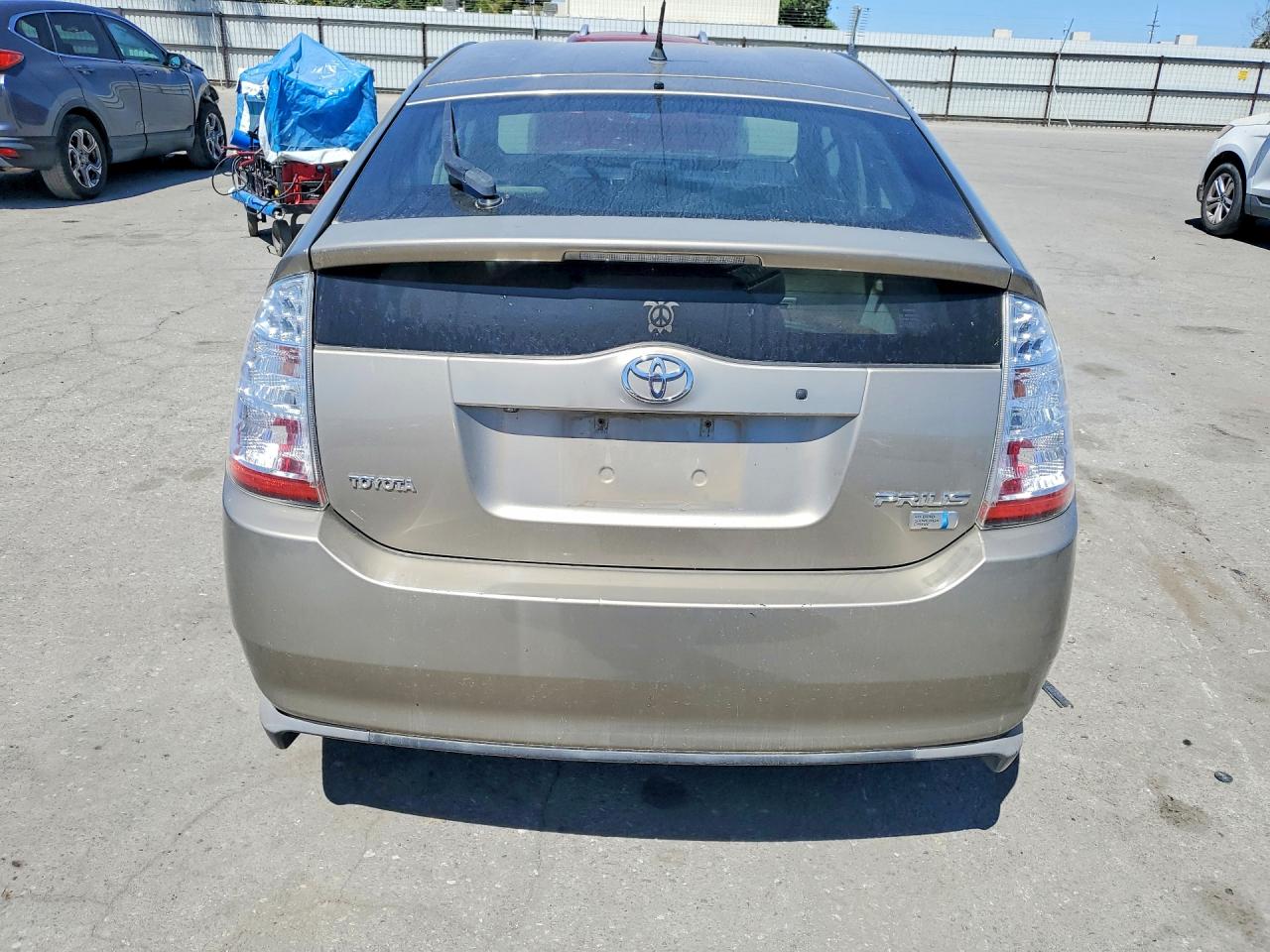 2009 Toyota Prius Base Gold vin: JTDKB20U997870898