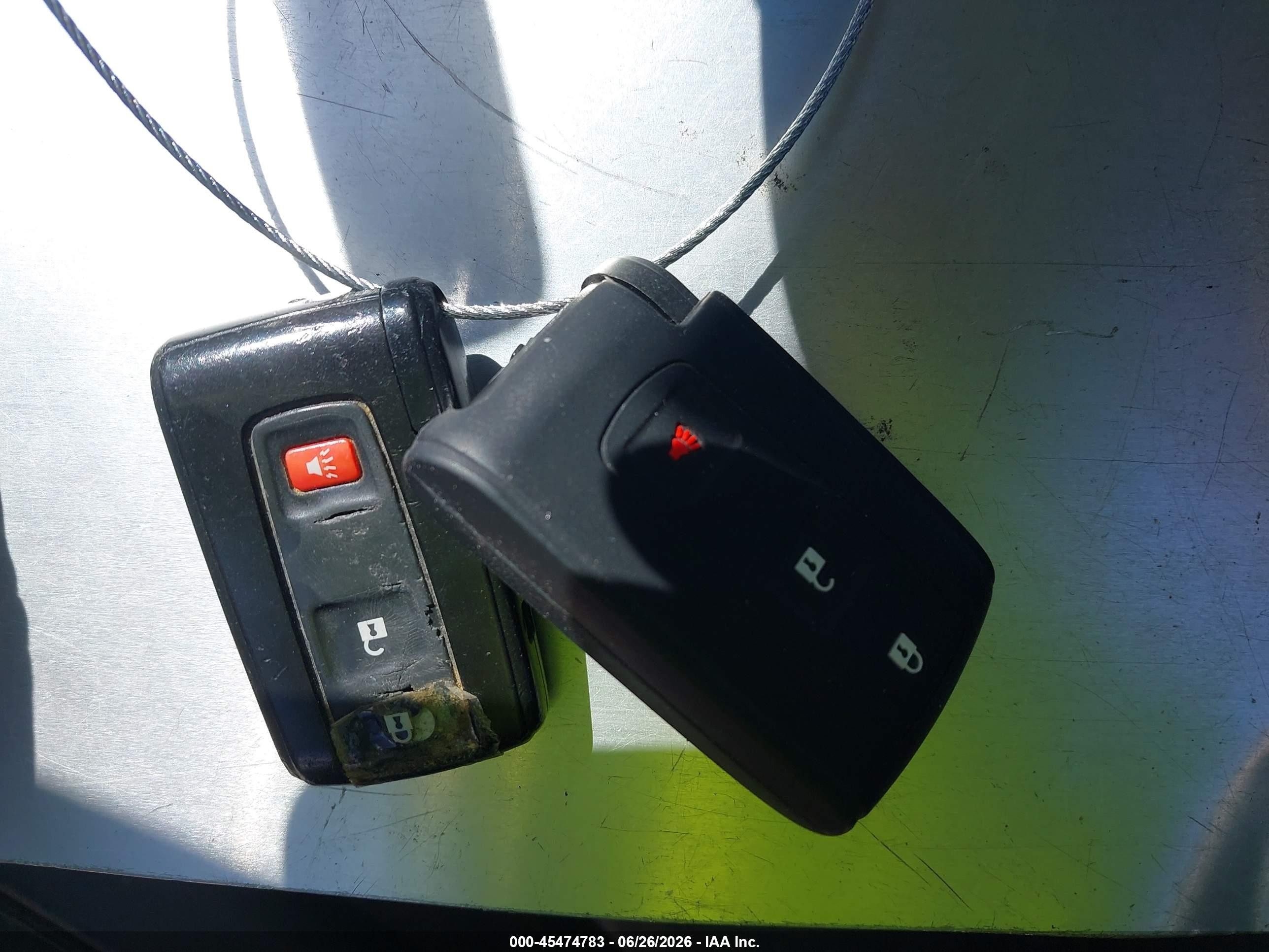 2009 Toyota Prius Серебряный vin: JTDKB20U997875535
