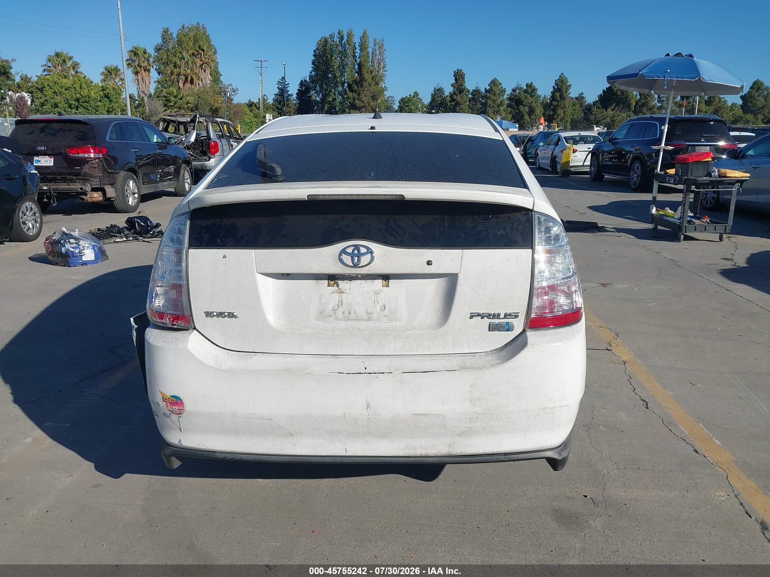 2009 Toyota Prius Touring White vin: JTDKB20U997877737