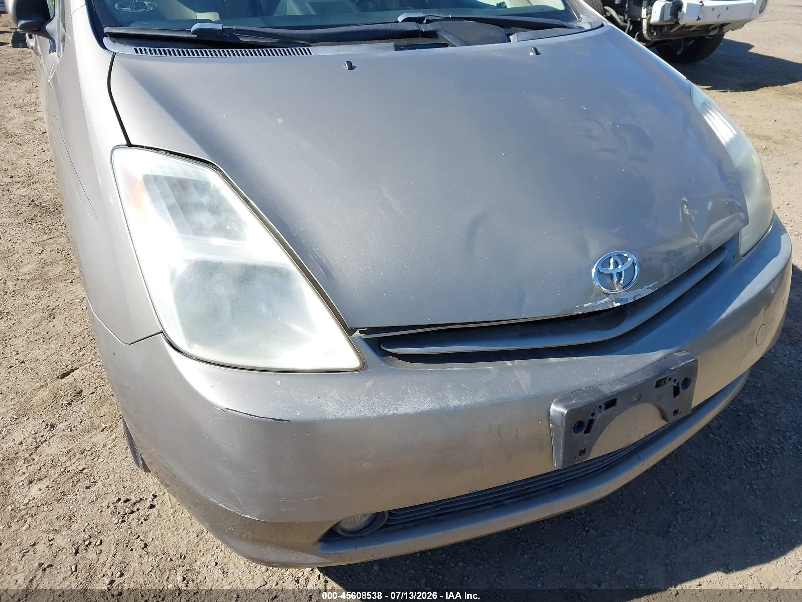2004 Toyota Prius   Brown vin: JTDKB20UX40057345