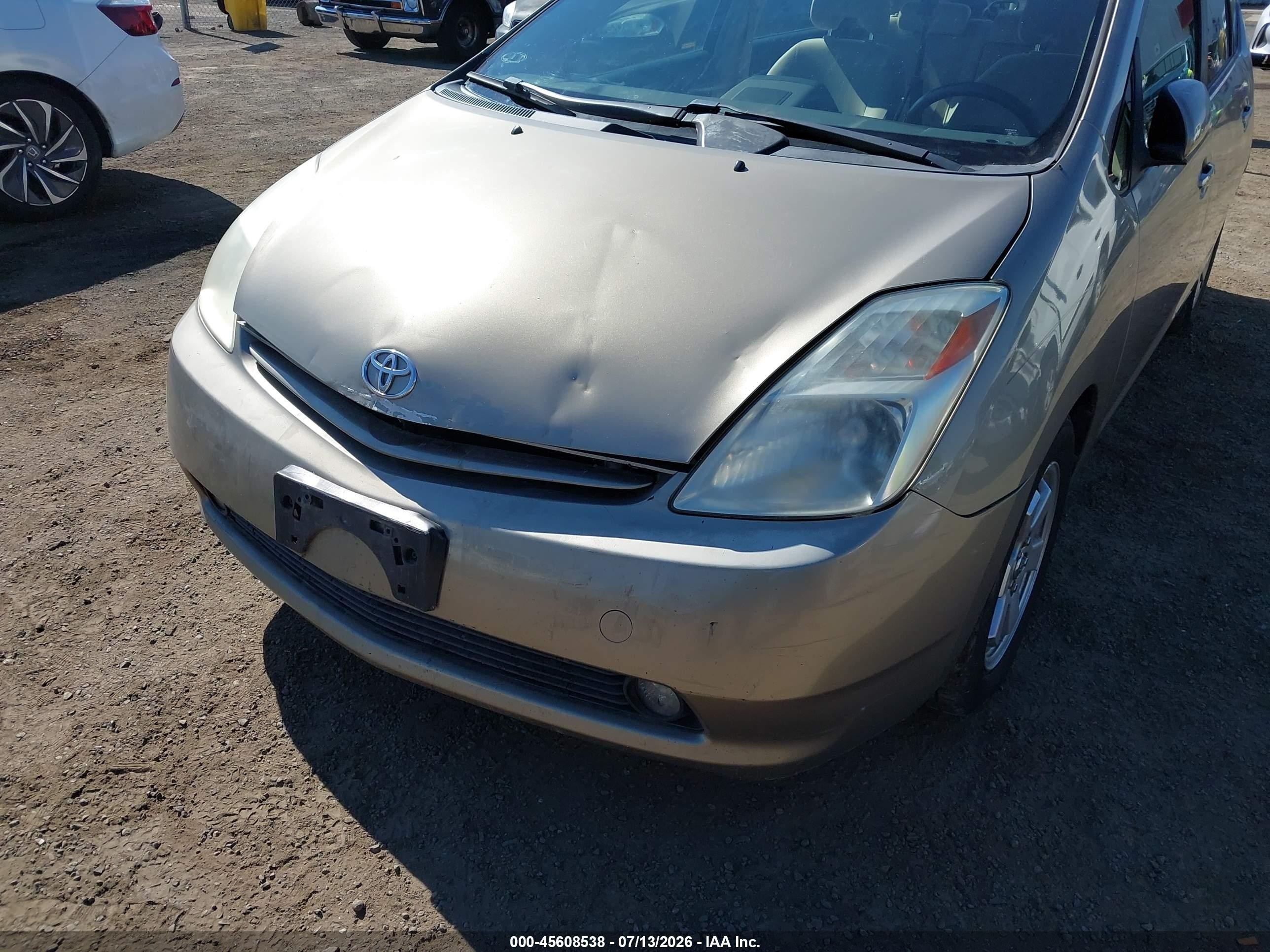 2004 Toyota Prius   Brown vin: JTDKB20UX40057345