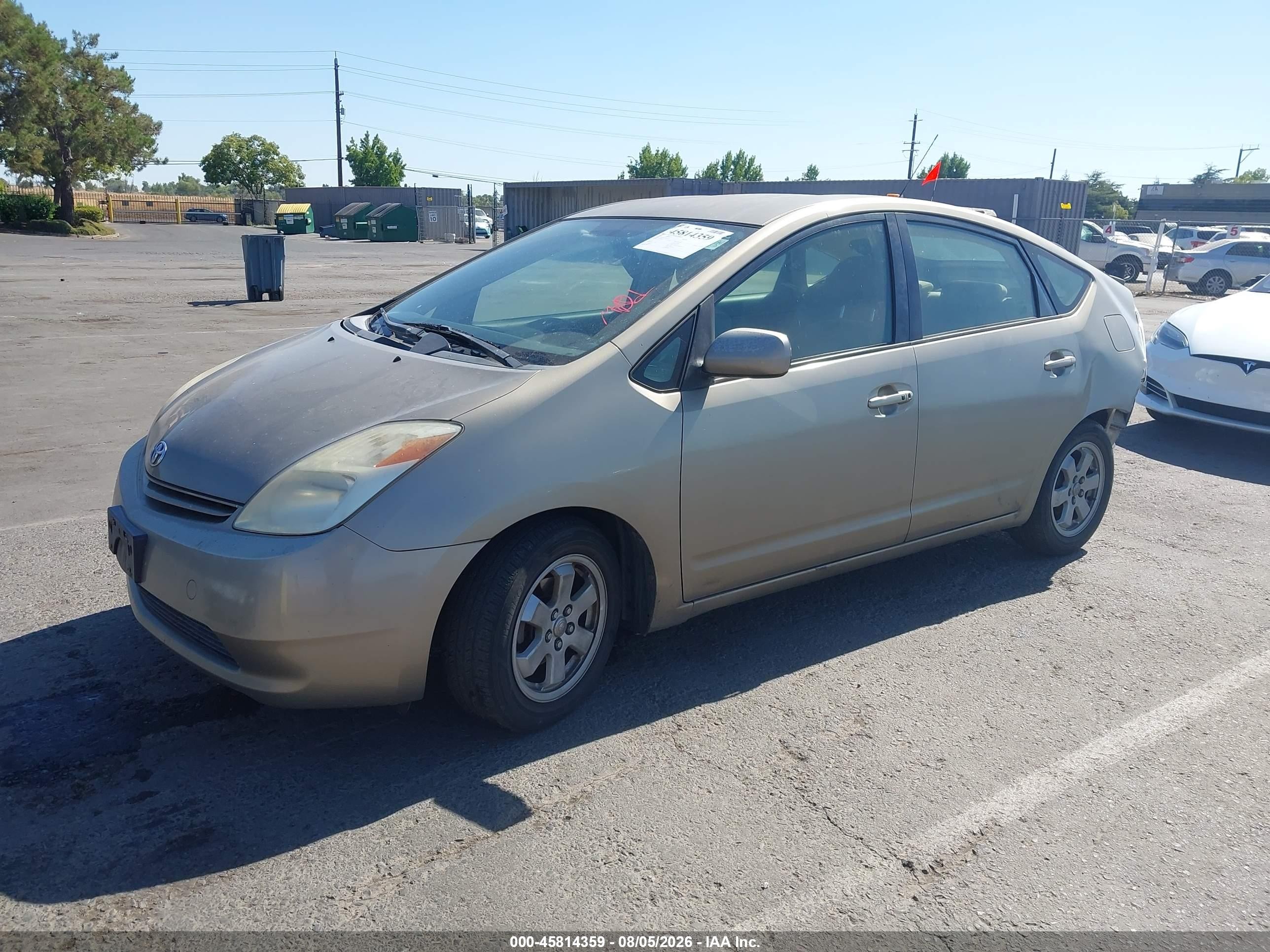 2004 Toyota Prius   Gold vin: JTDKB20UX40102297