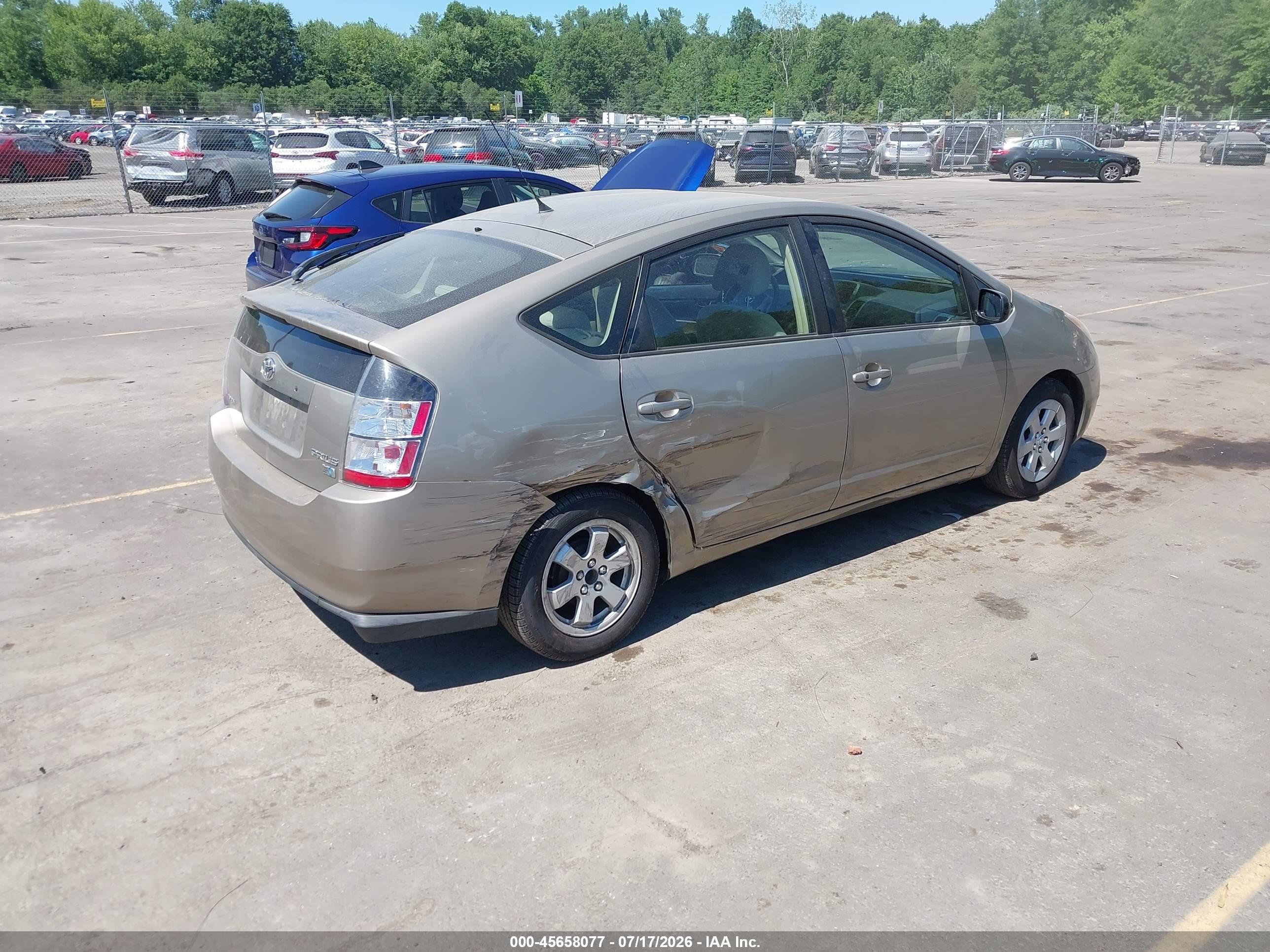 2004 Toyota Prius   Золотой vin: JTDKB20UX40114207