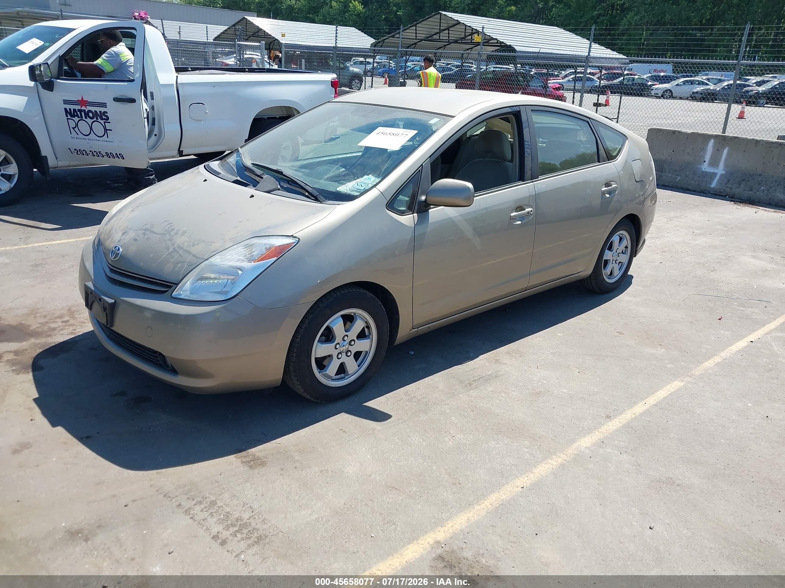 2004 Toyota Prius   Золотой vin: JTDKB20UX40114207