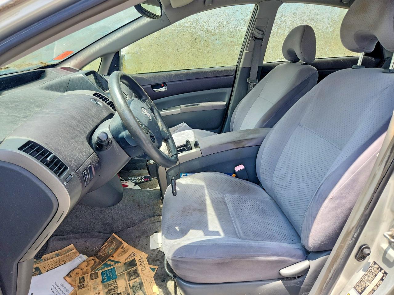 2005 Toyota Prius Base Silver vin: JTDKB20UX50121840