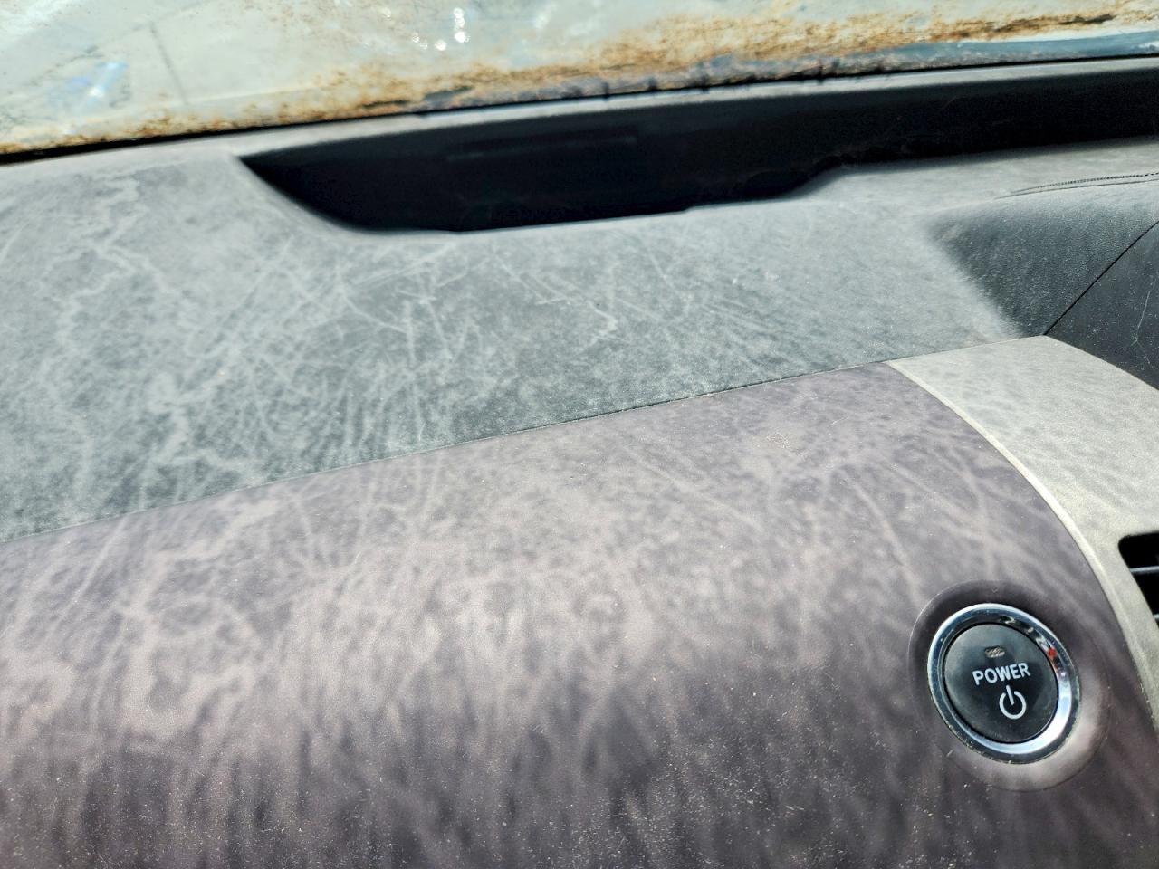 2005 Toyota Prius Base Silver vin: JTDKB20UX50121840