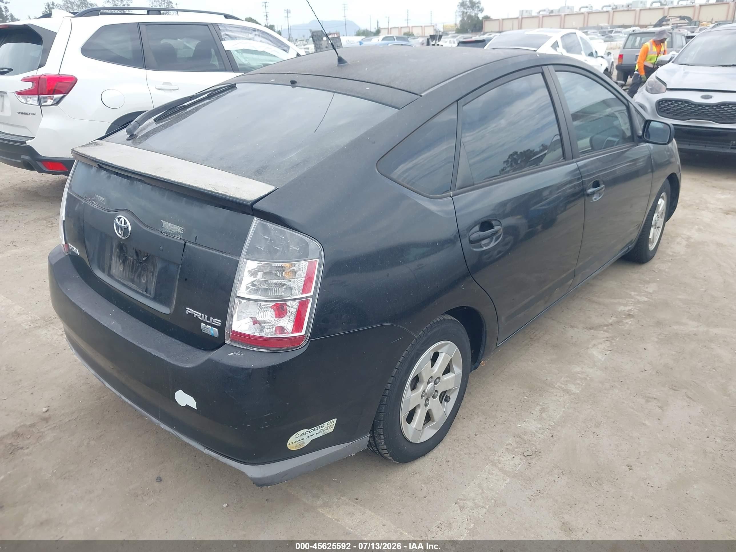 2005 Toyota Prius   Black vin: JTDKB20UX50125337