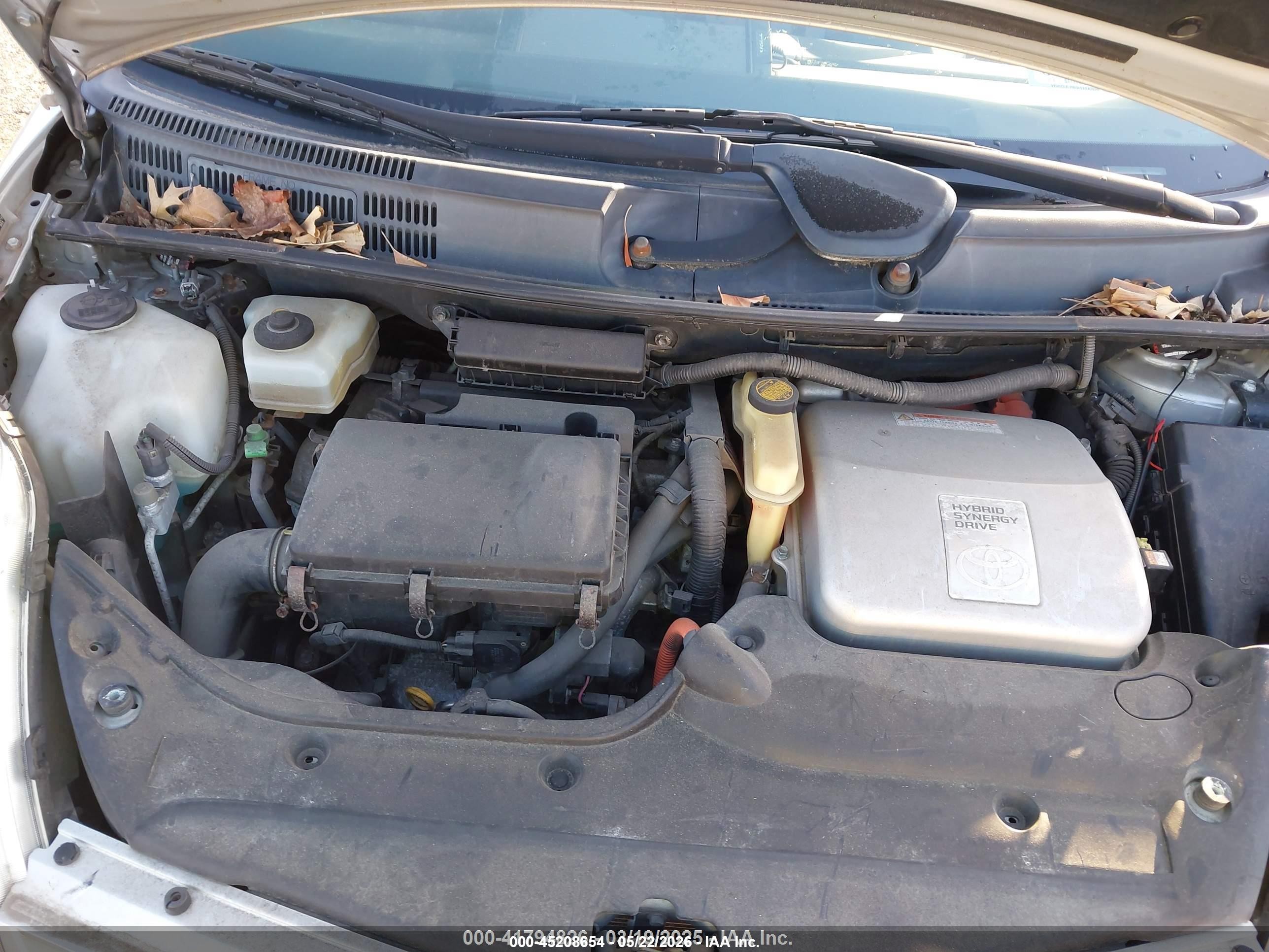 2005 Toyota Prius   Silver vin: JTDKB20UX53040819
