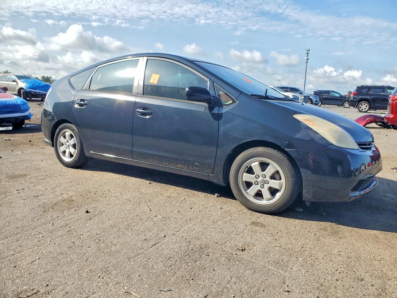 2005 Toyota Prius Base Black vin: JTDKB20UX53060018