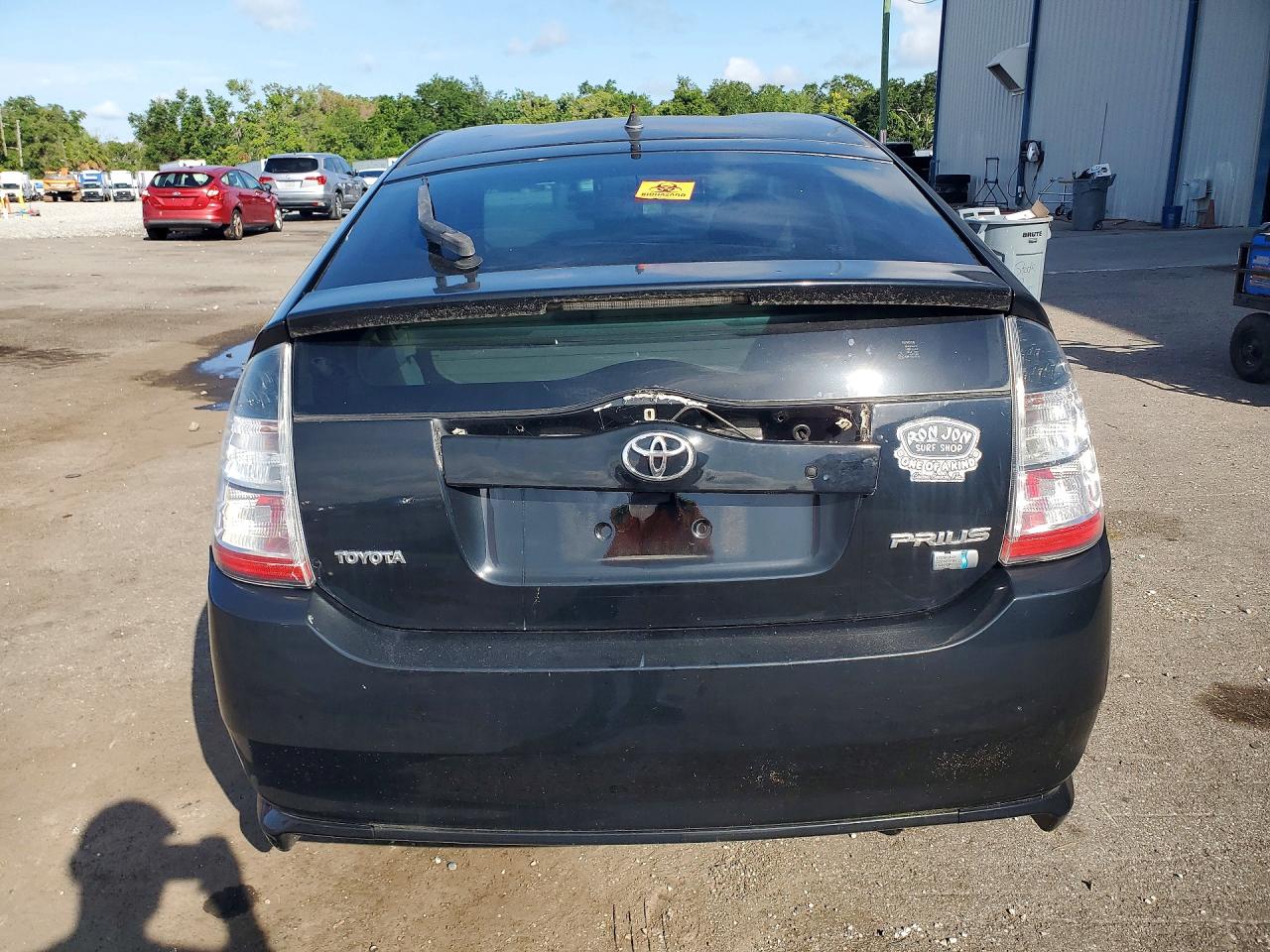 2005 Toyota Prius Base Black vin: JTDKB20UX53060018