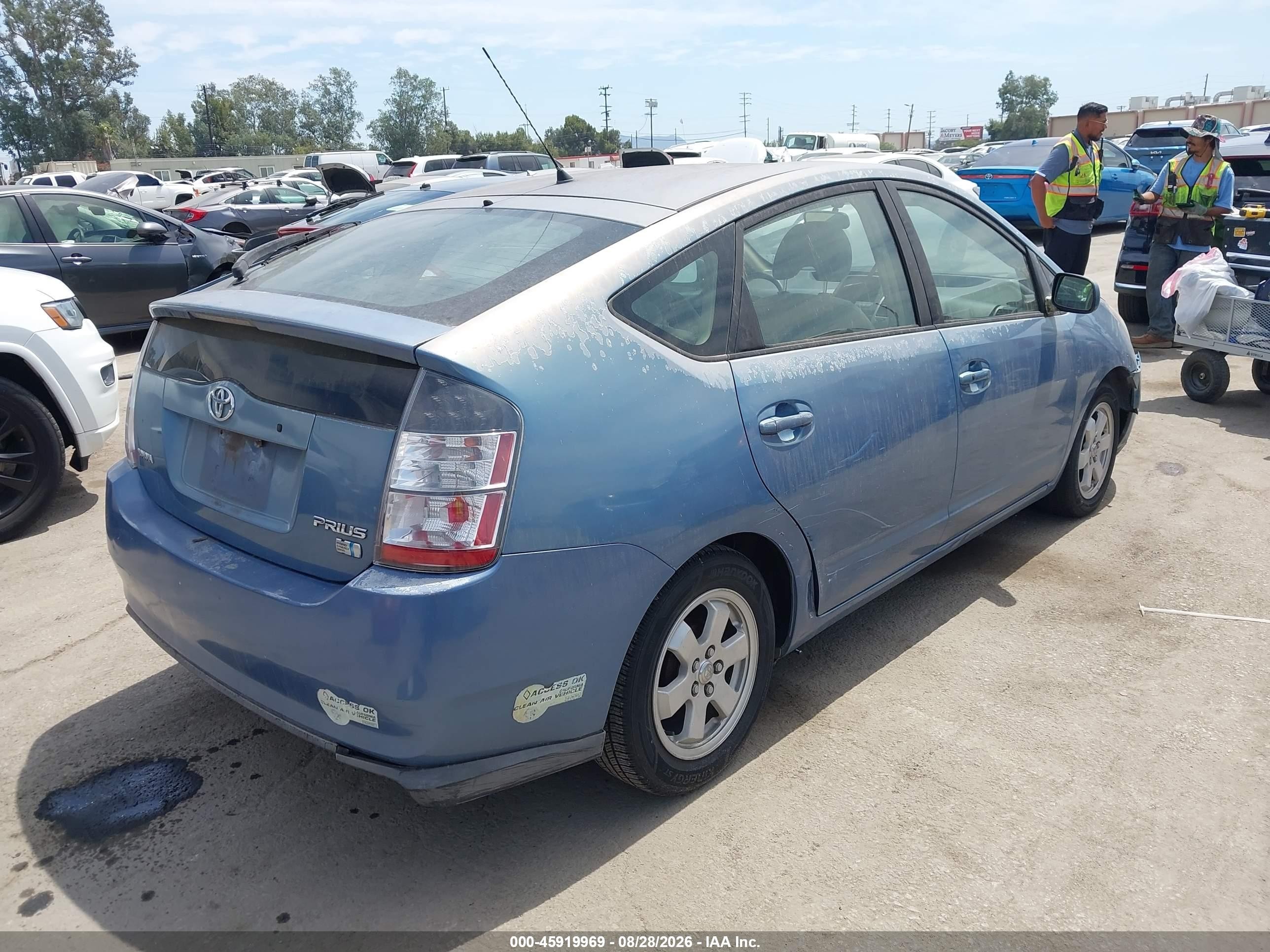 2005 Toyota Prius   Blue vin: JTDKB20UX53063906