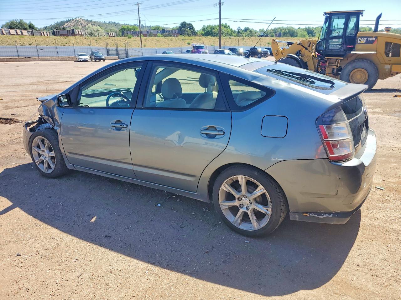 2005 Toyota Prius Base Gray vin: JTDKB20UX53077417