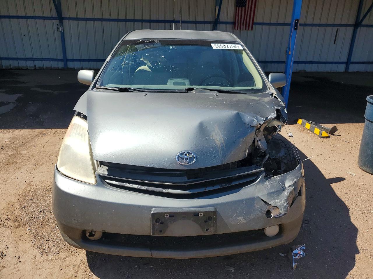 2005 Toyota Prius Base Gray vin: JTDKB20UX53077417
