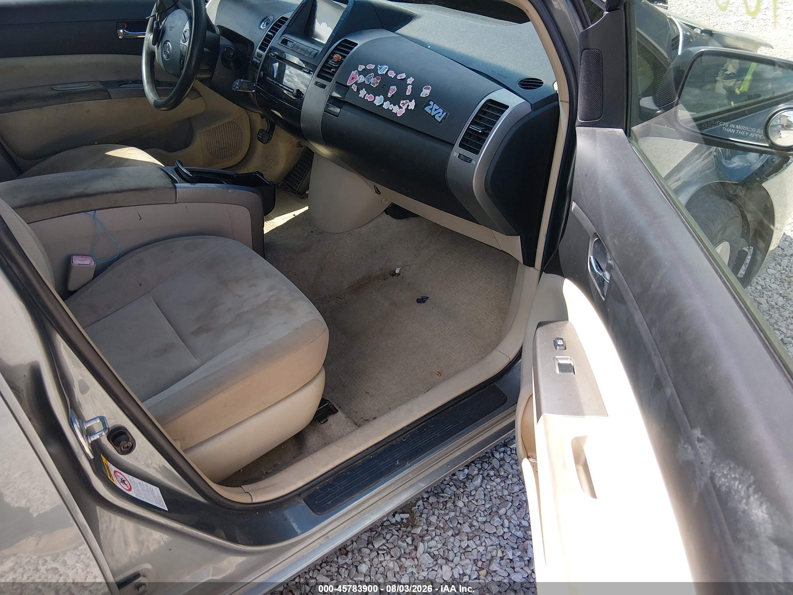 2005 Toyota Prius   Gray vin: JTDKB20UX53085212