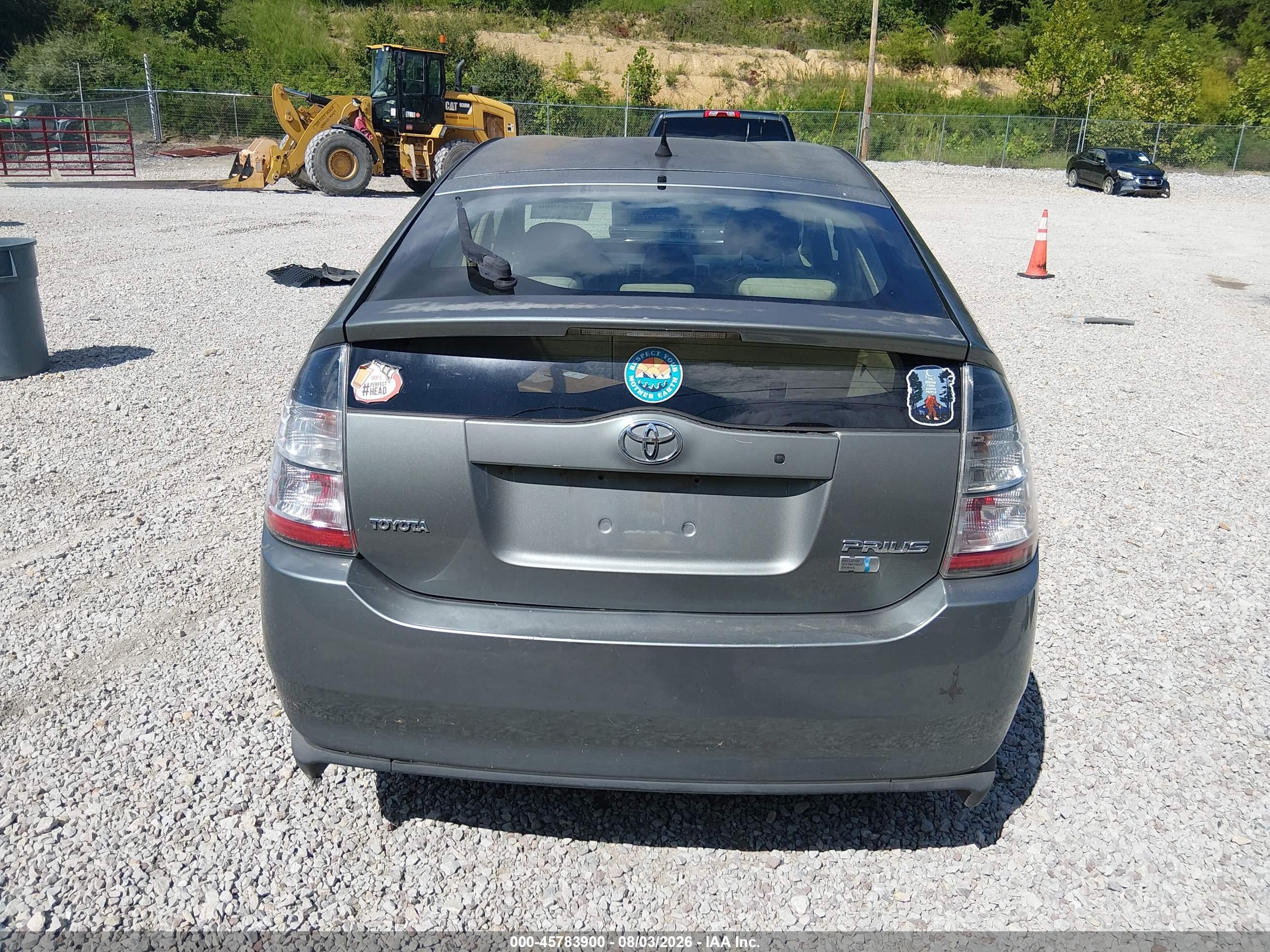 2005 Toyota Prius   Gray vin: JTDKB20UX53085212