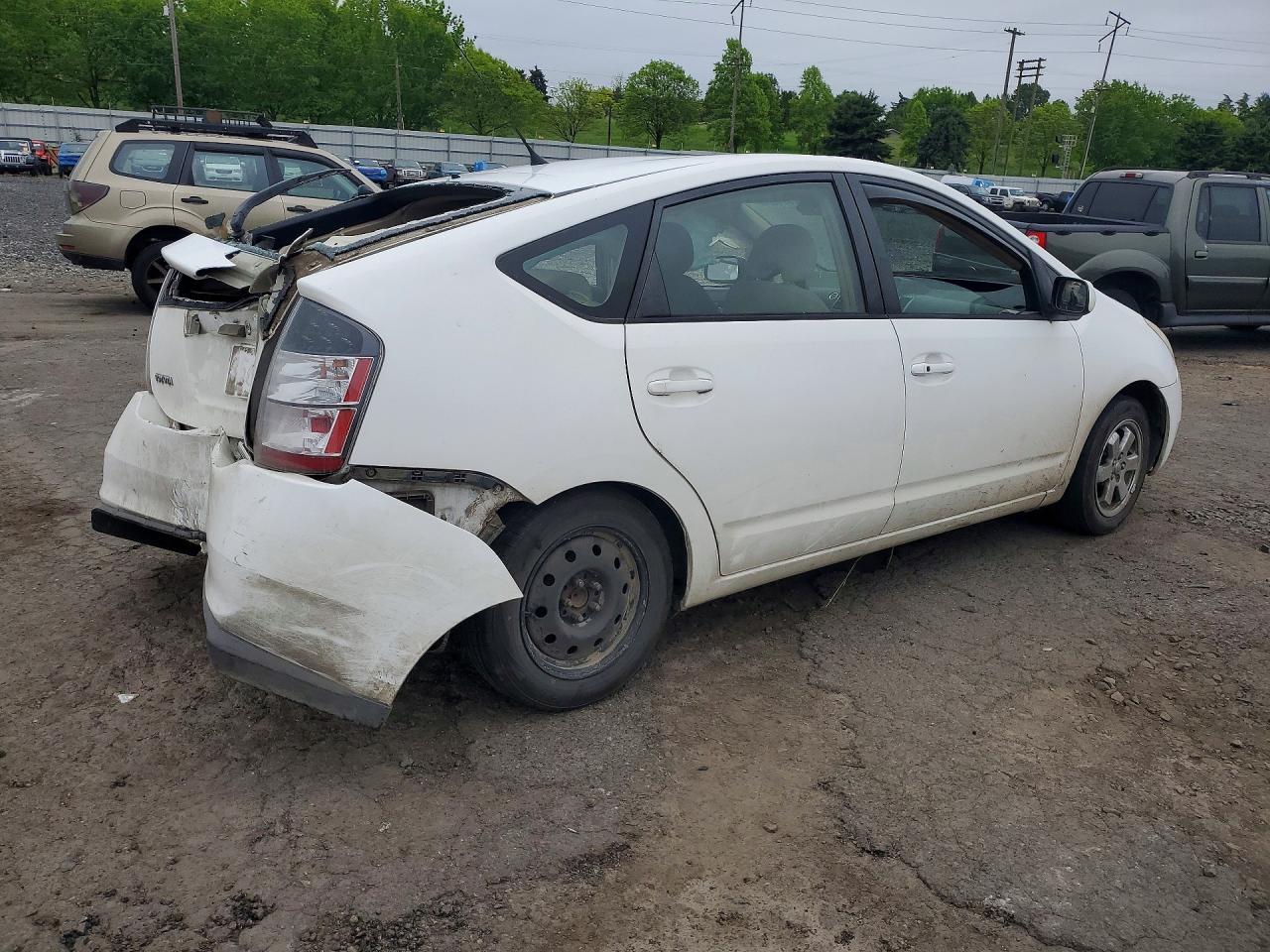 2005 Toyota Prius Base White vin: JTDKB20UX53087087