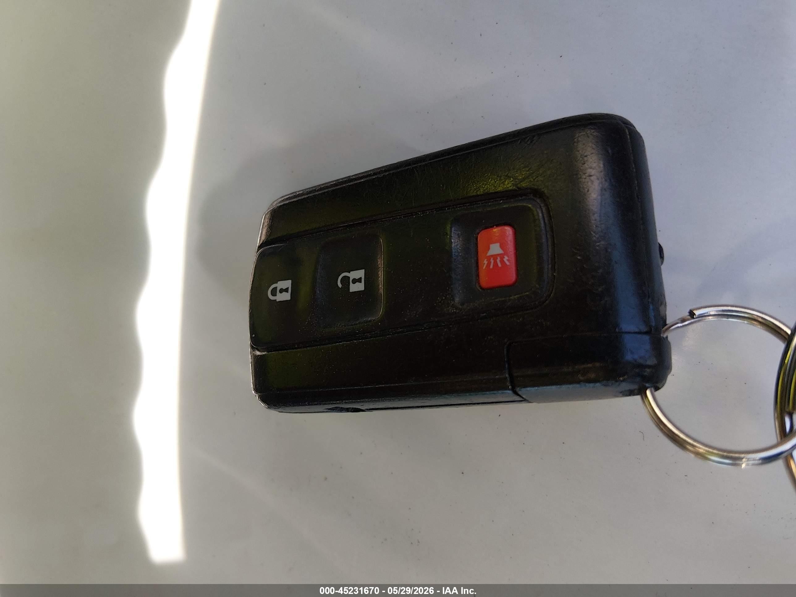 2005 Toyota Prius   Gray vin: JTDKB20UX53114367