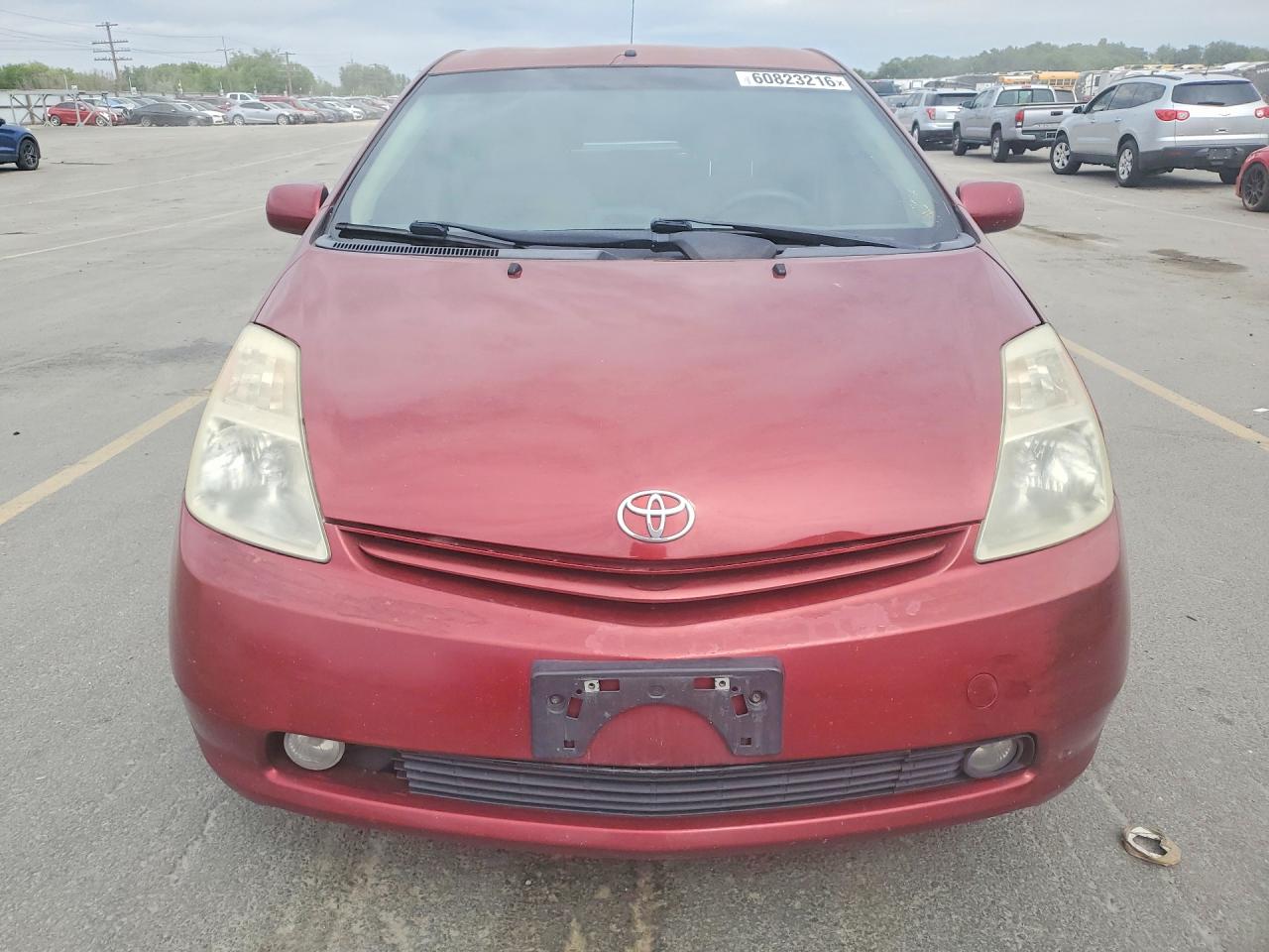 2005 Toyota Prius Base Бордовый vin: JTDKB20UX53115292