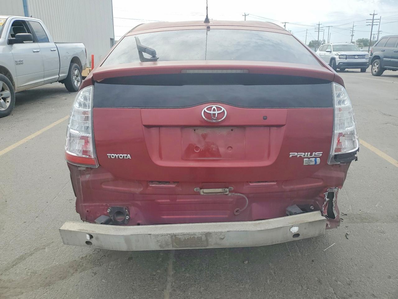2005 Toyota Prius Base Бордовый vin: JTDKB20UX53115292