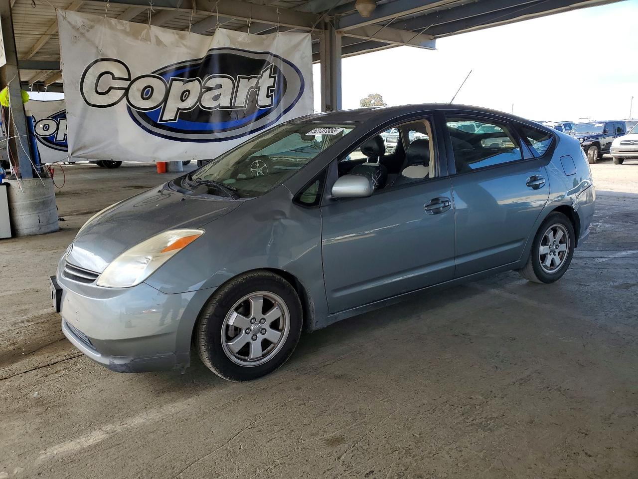 2005 Toyota Prius Base Серый vin: JTDKB20UX53119519