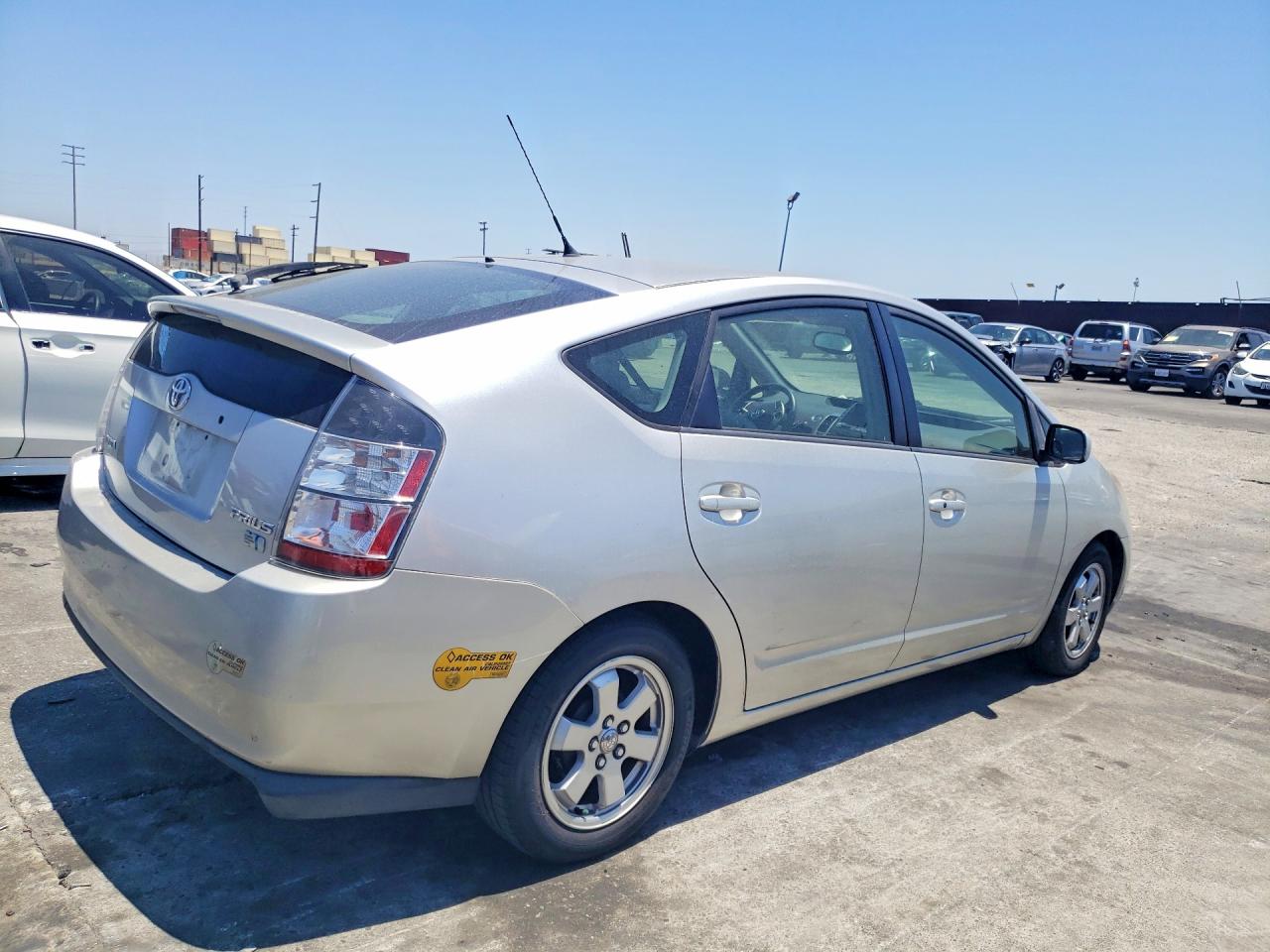 2005 Toyota Prius Base Серый vin: JTDKB20UX57013578