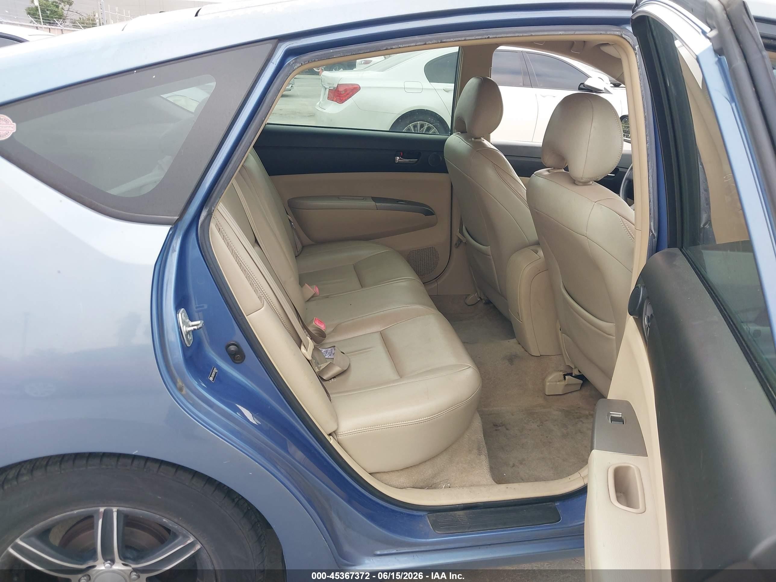 2005 Toyota Prius   Blue vin: JTDKB20UX57024029