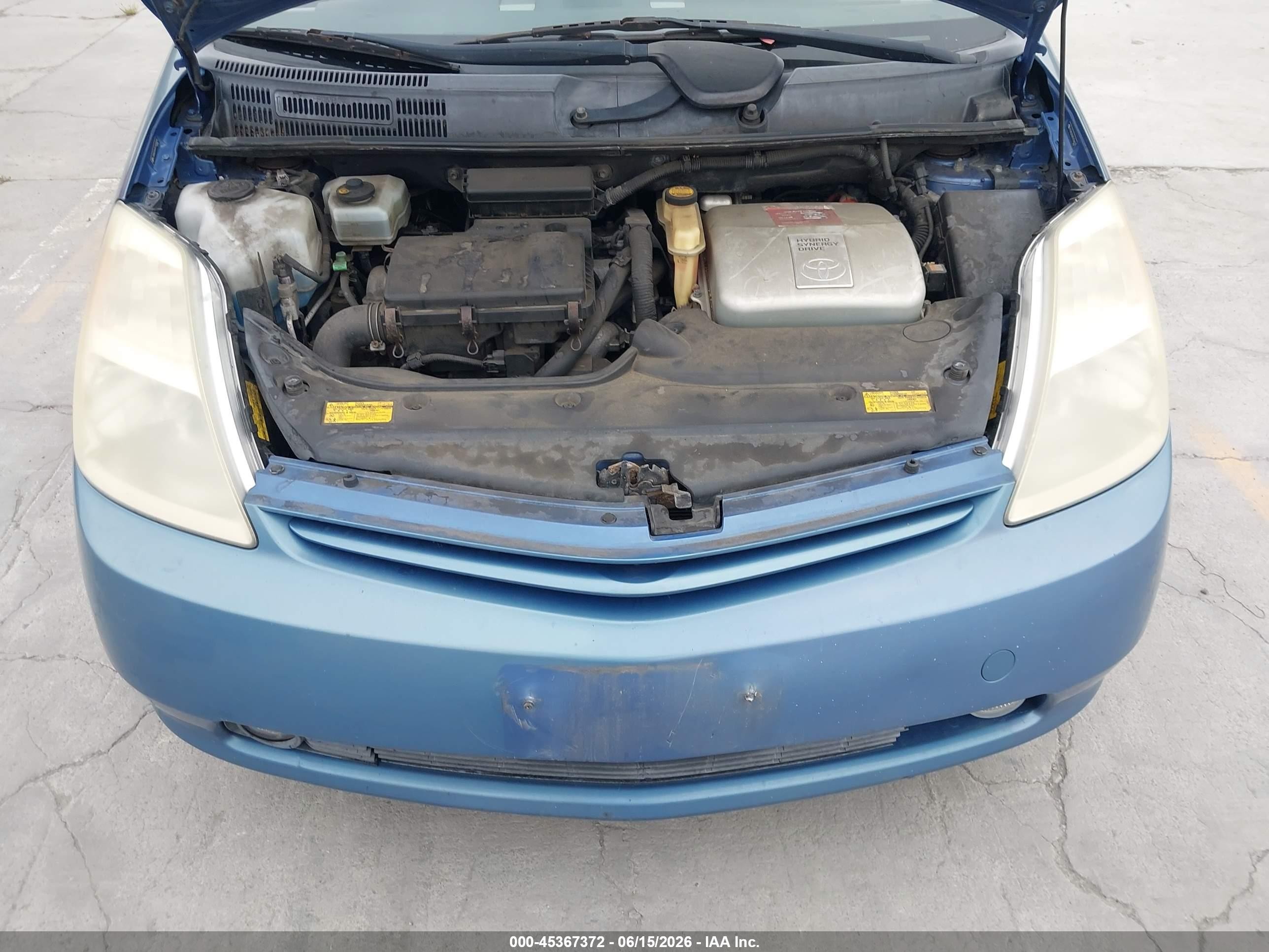 2005 Toyota Prius   Blue vin: JTDKB20UX57024029