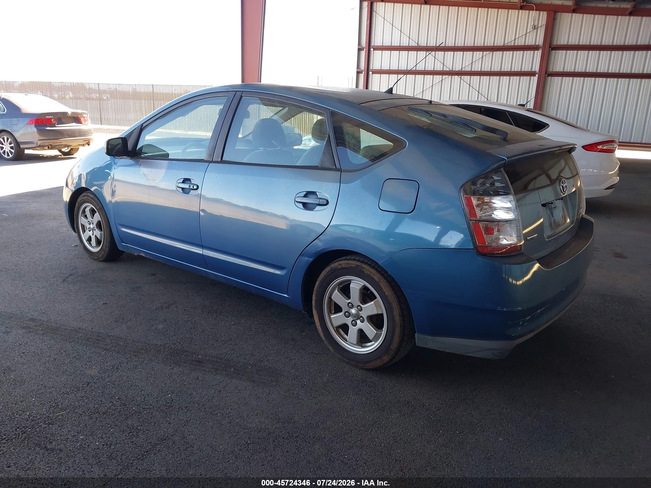 2005 Toyota Prius   Light Blue vin: JTDKB20UX57027724