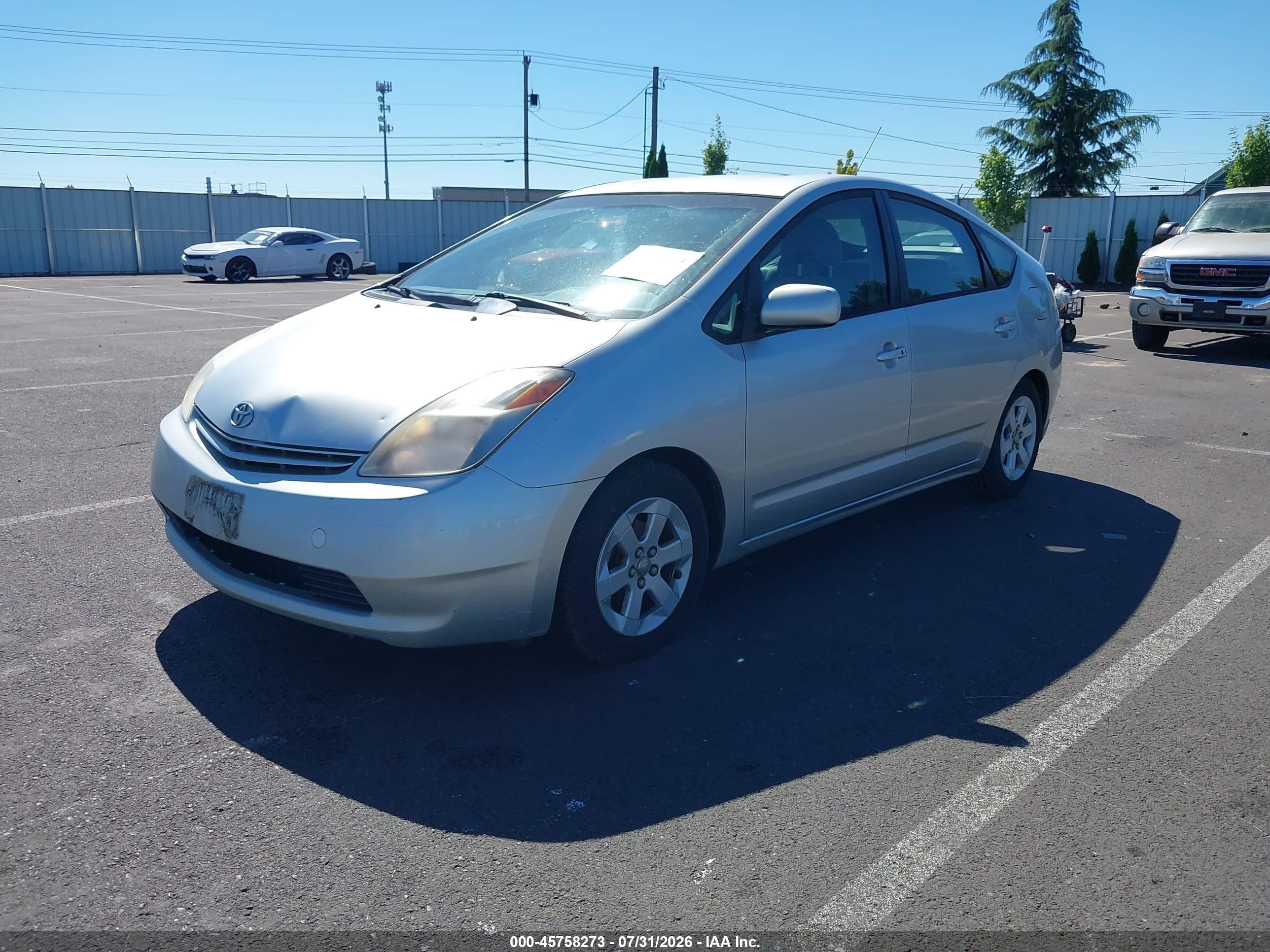 2005 Toyota Prius   Silver vin: JTDKB20UX57045642