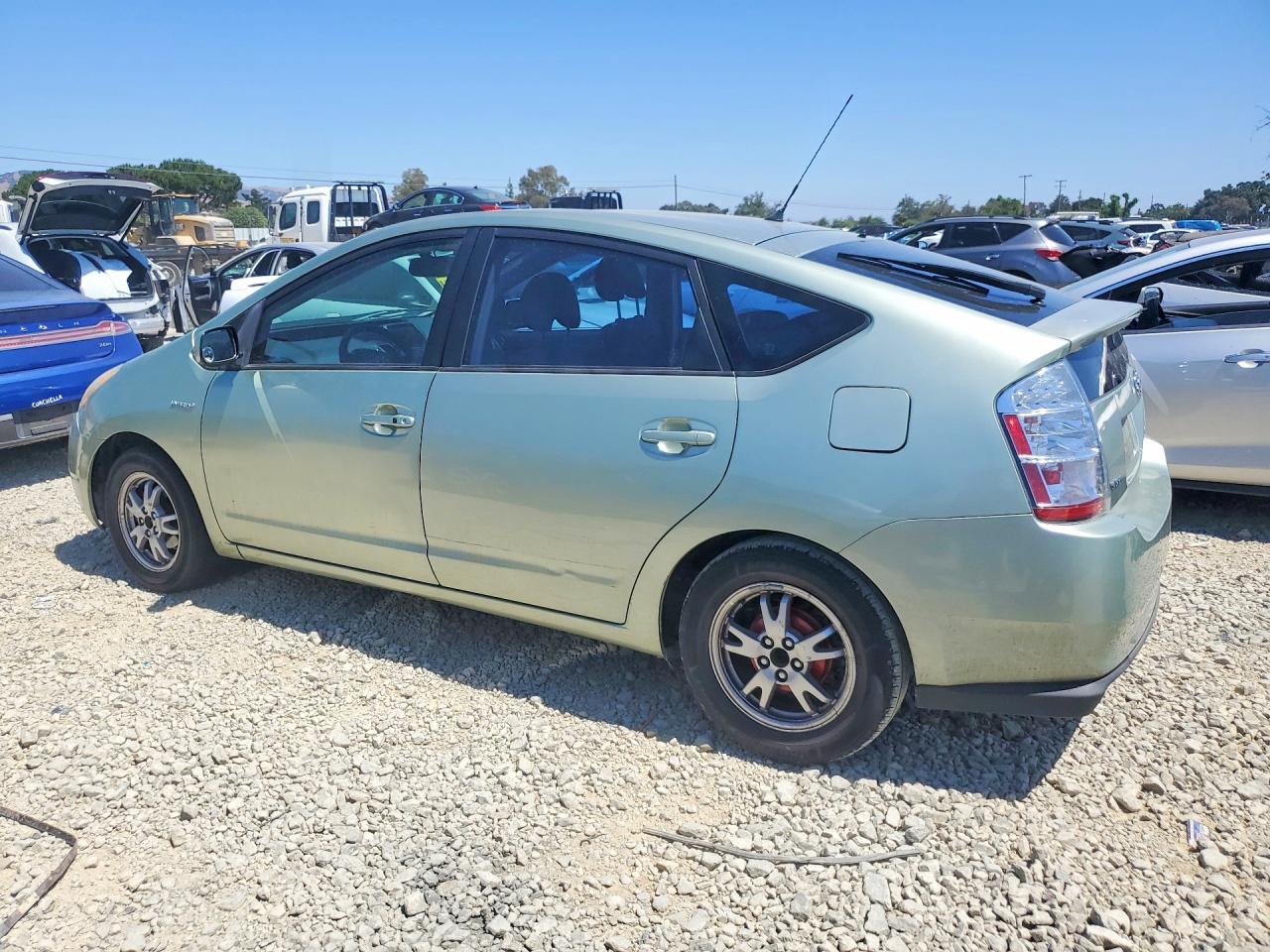 2006 Toyota Prius Base Turquoise vin: JTDKB20UX63141621