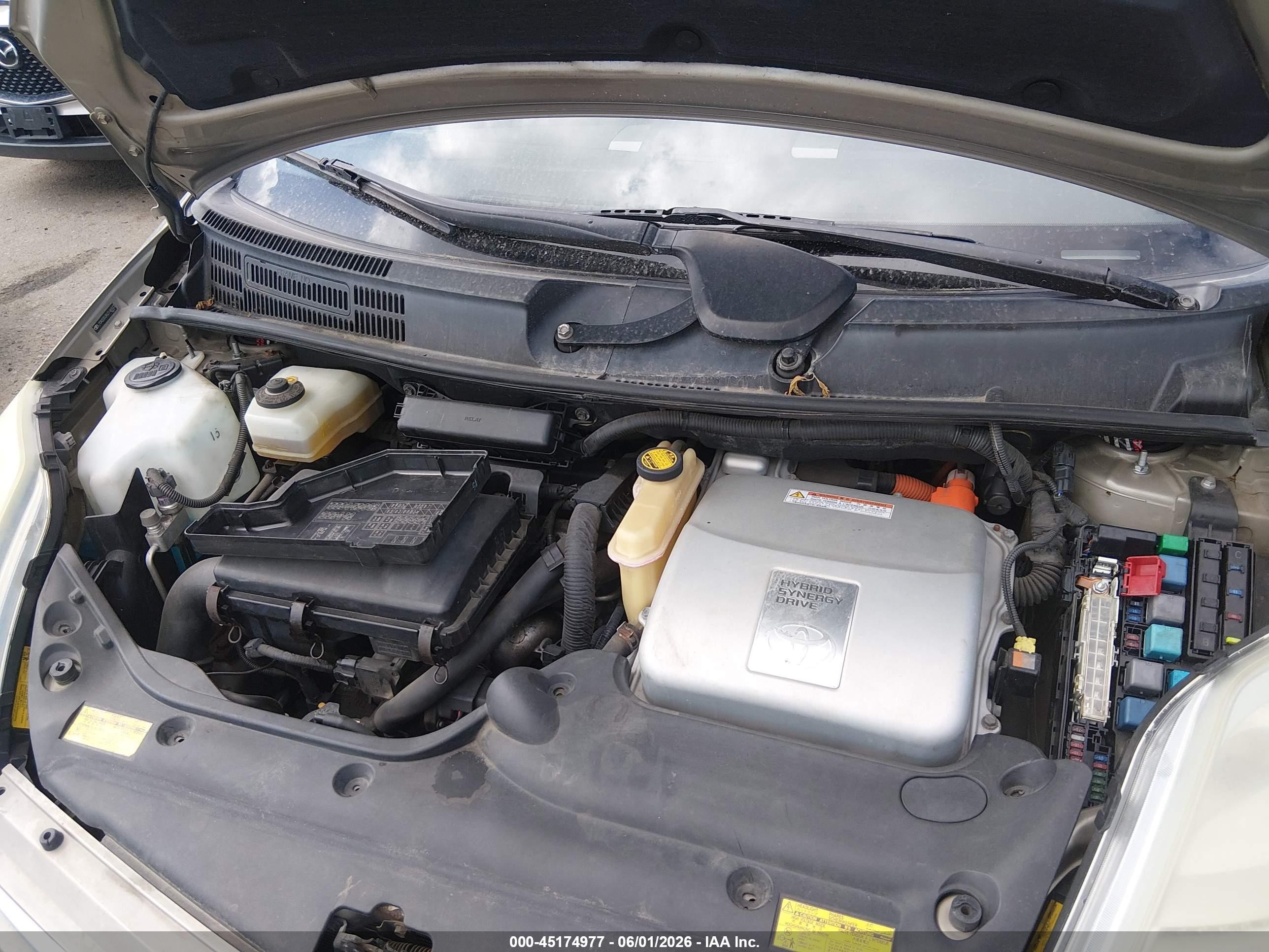 2006 Toyota Prius   Gold vin: JTDKB20UX63146933
