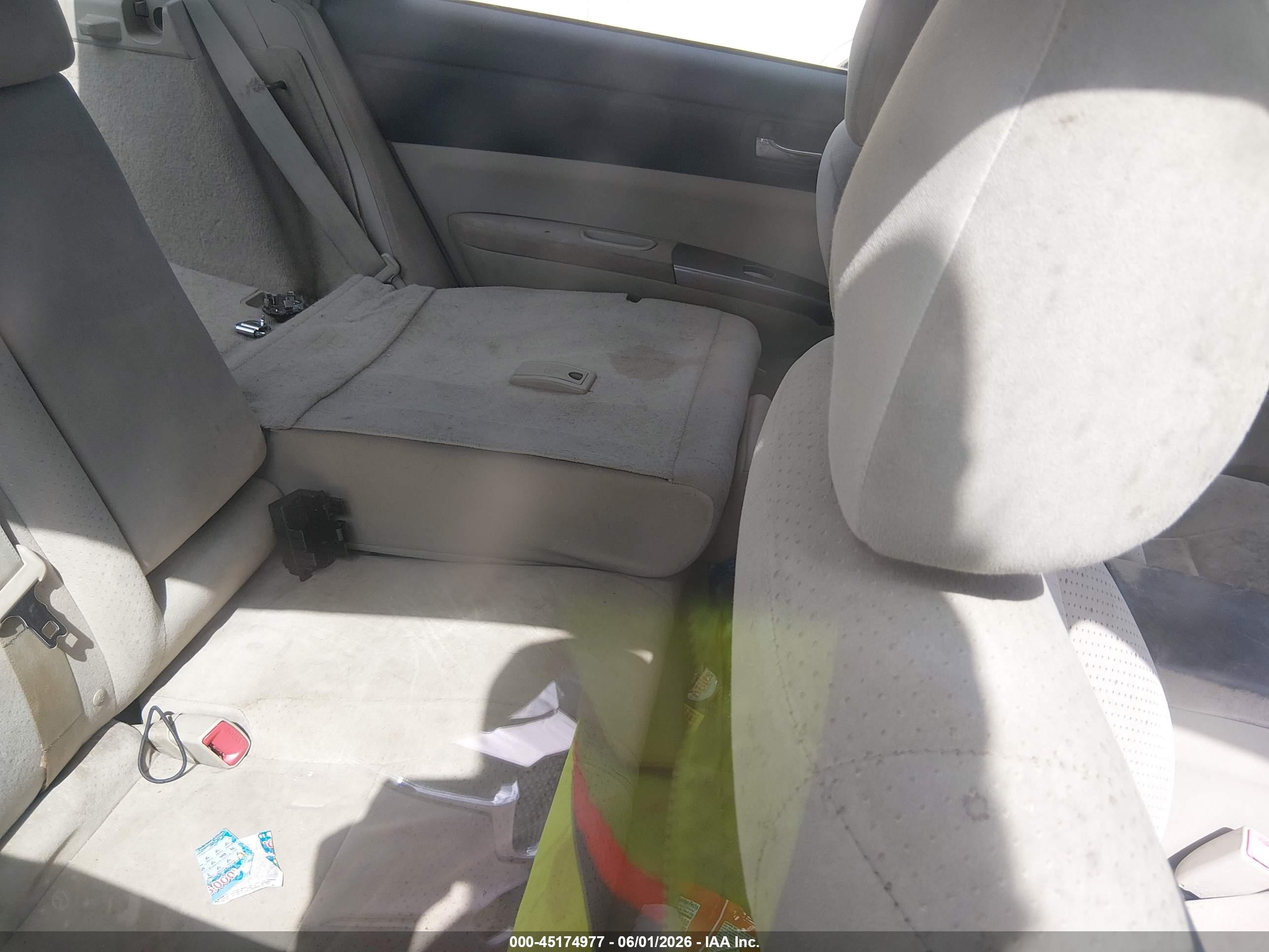 2006 Toyota Prius   Gold vin: JTDKB20UX63146933